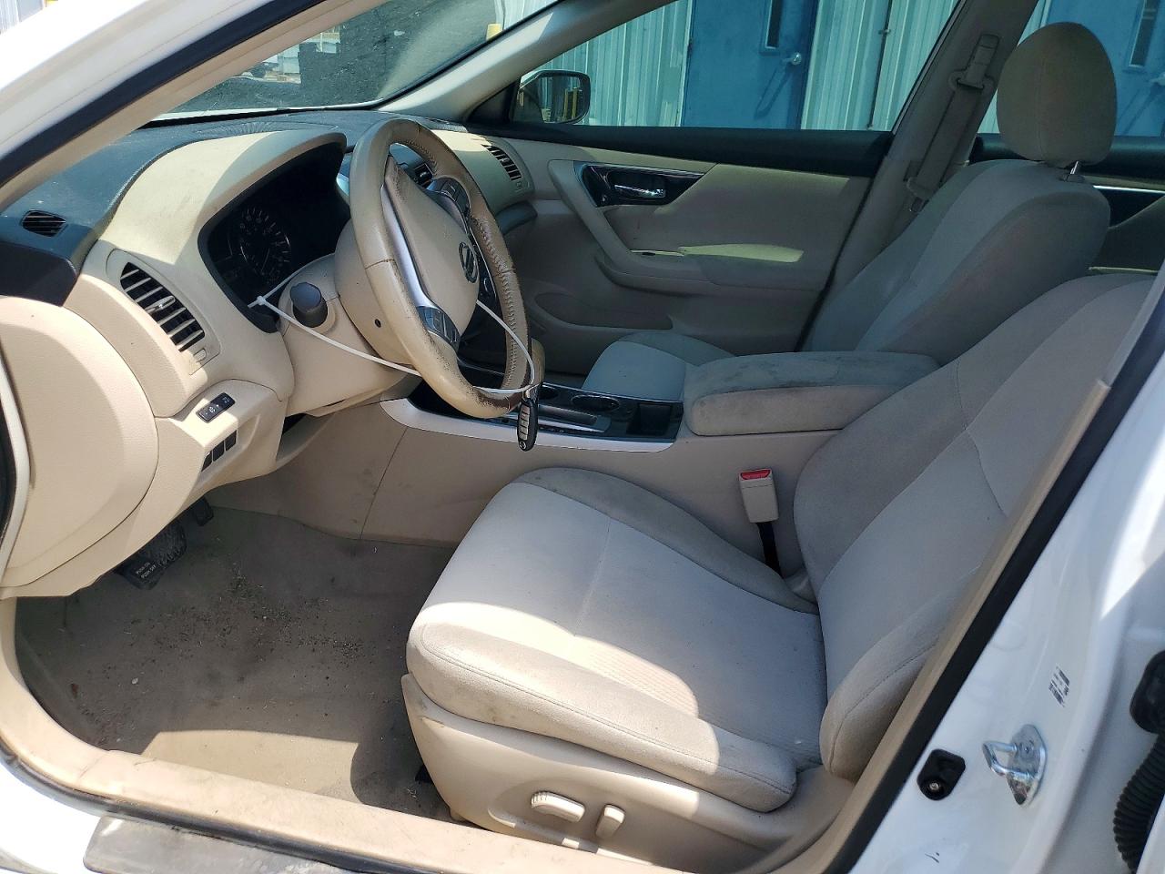 2013 Nissan Altima 2.5 White vin: 1N4AL3AP9DN502142