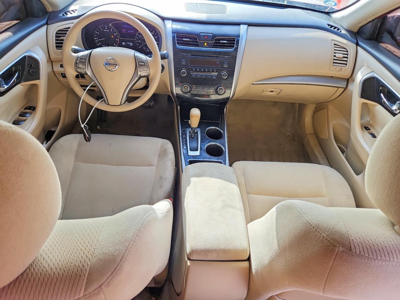 2013 Nissan Altima 2.5 Red vin: 1N4AL3AP9DN514677