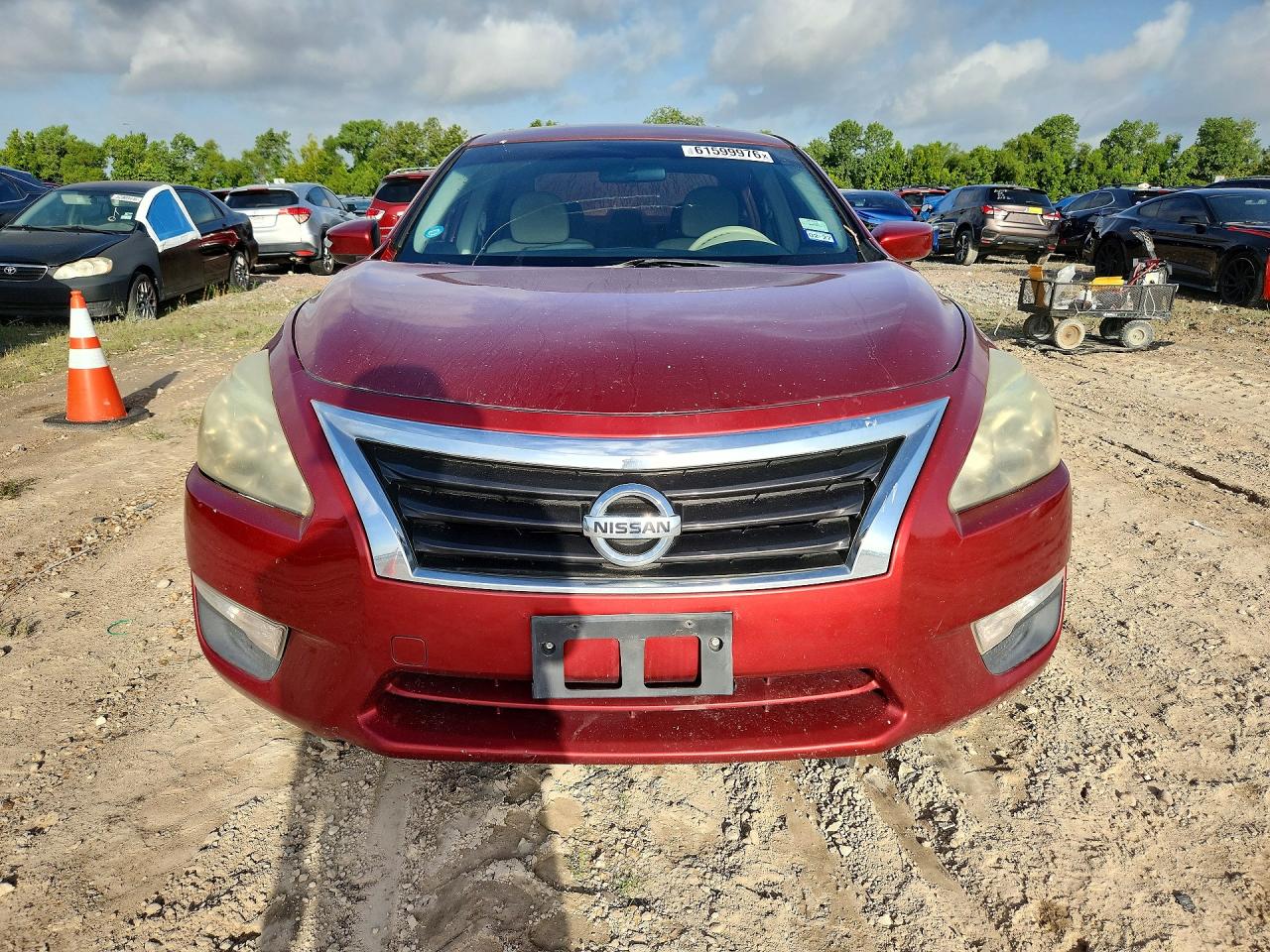2013 Nissan Altima 2.5 Red vin: 1N4AL3AP9DN514677