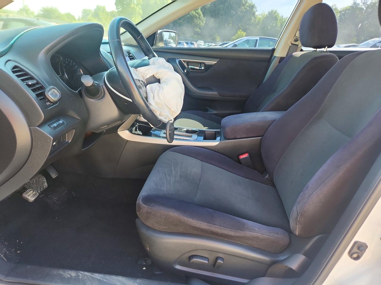 2013 Nissan Altima 2.5 White vin: 1N4AL3AP9DN523220