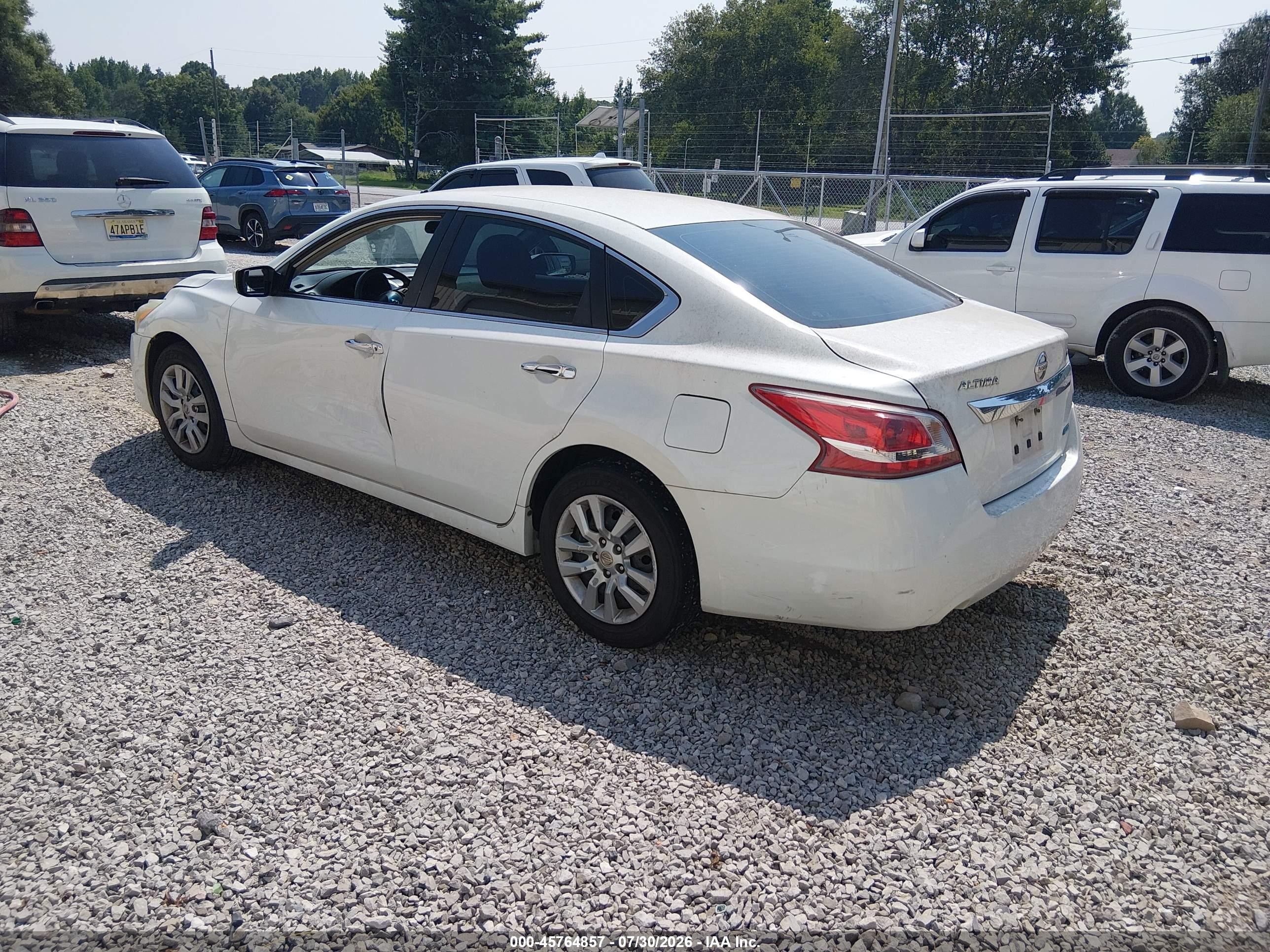 2013 Nissan Altima 2.5 S White vin: 1N4AL3AP9DN523783