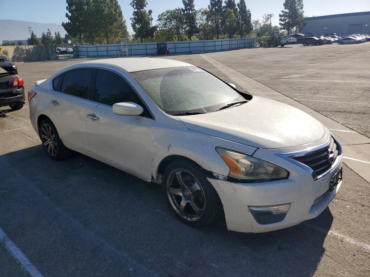 2013 Nissan Altima 2.5 White vin: 1N4AL3AP9DN523959