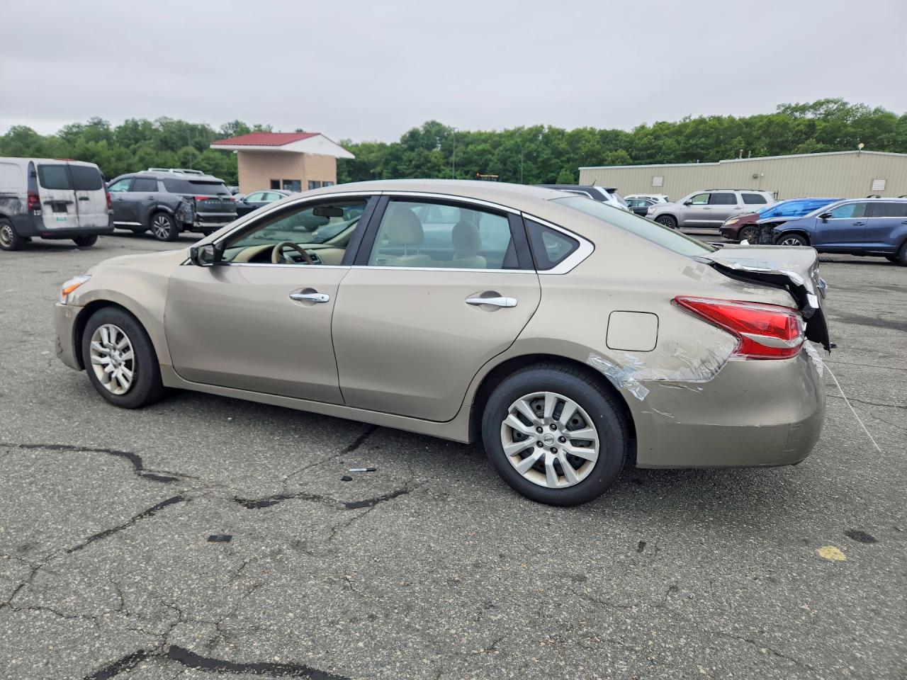 2013 Nissan Altima 2.5 Золотой vin: 1N4AL3AP9DN528532