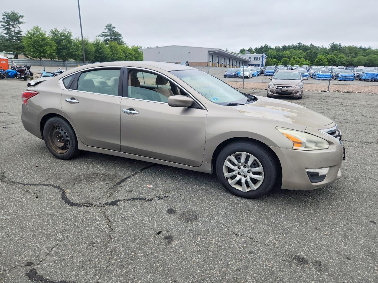 2013 Nissan Altima 2.5 Золотой vin: 1N4AL3AP9DN528532