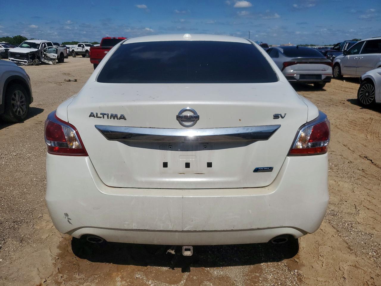 2013 Nissan Altima 2.5 White vin: 1N4AL3AP9DN541359