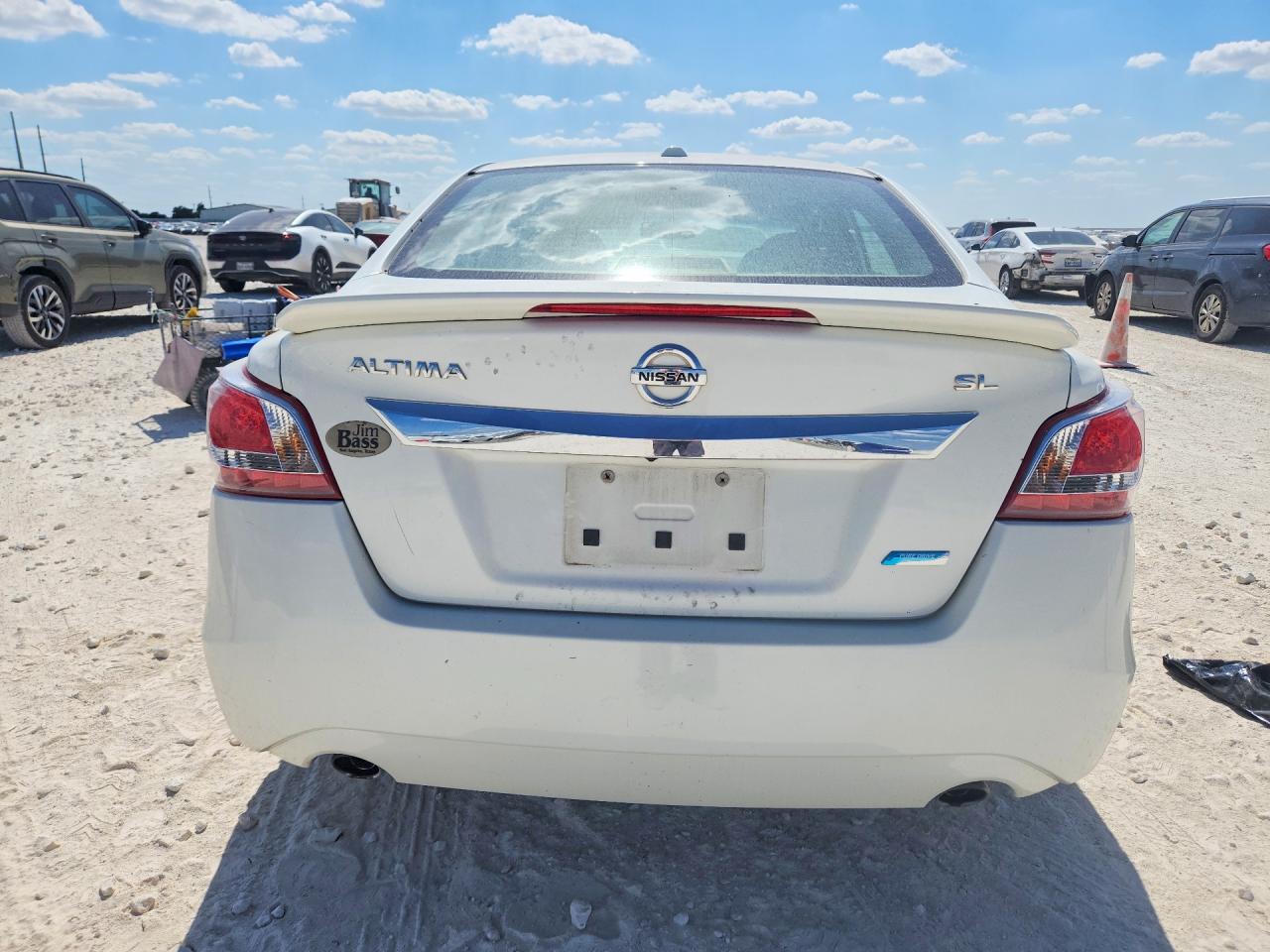 2013 Nissan Altima 2.5 White vin: 1N4AL3AP9DN553625
