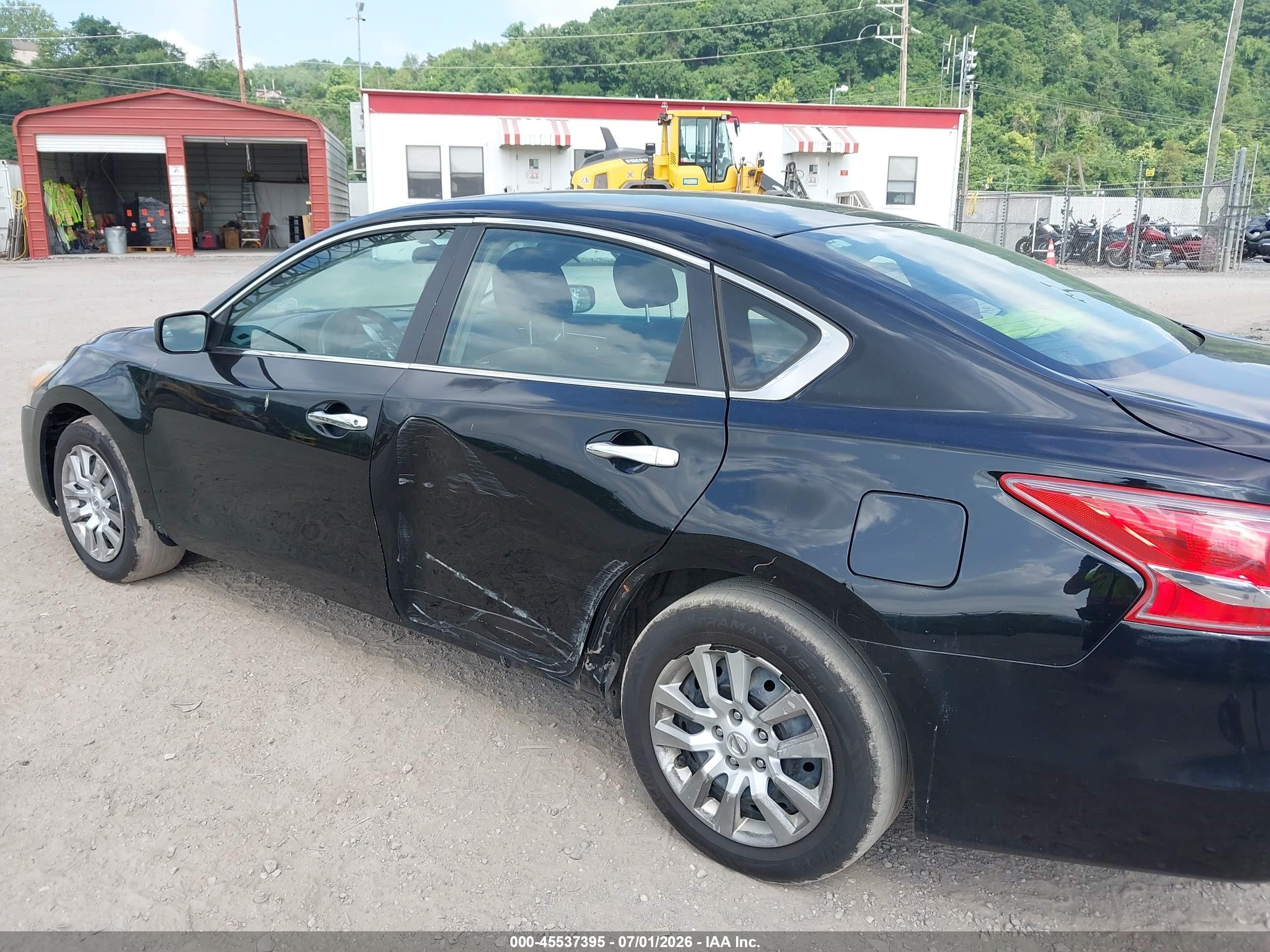 2013 Nissan Altima 2.5 S Black vin: 1N4AL3AP9DN560610