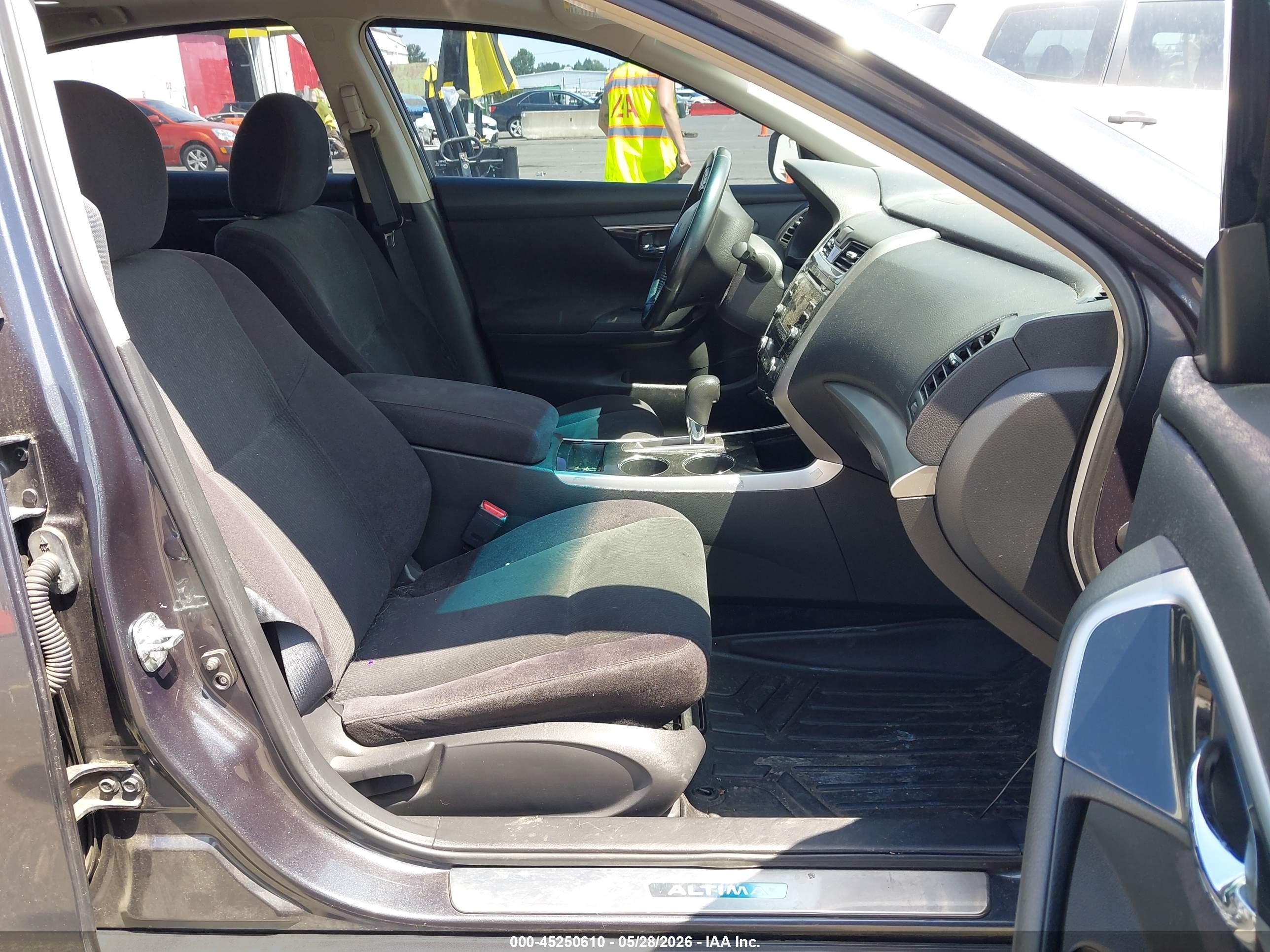 2013 Nissan Altima 2.5 Sv Серый vin: 1N4AL3AP9DN561661