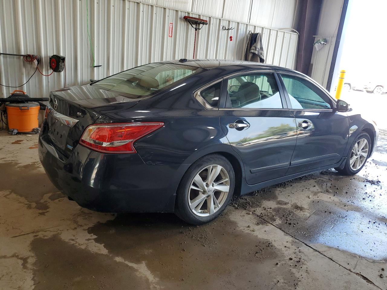 2013 Nissan Altima 2.5 Charcoal vin: 1N4AL3AP9DN588648