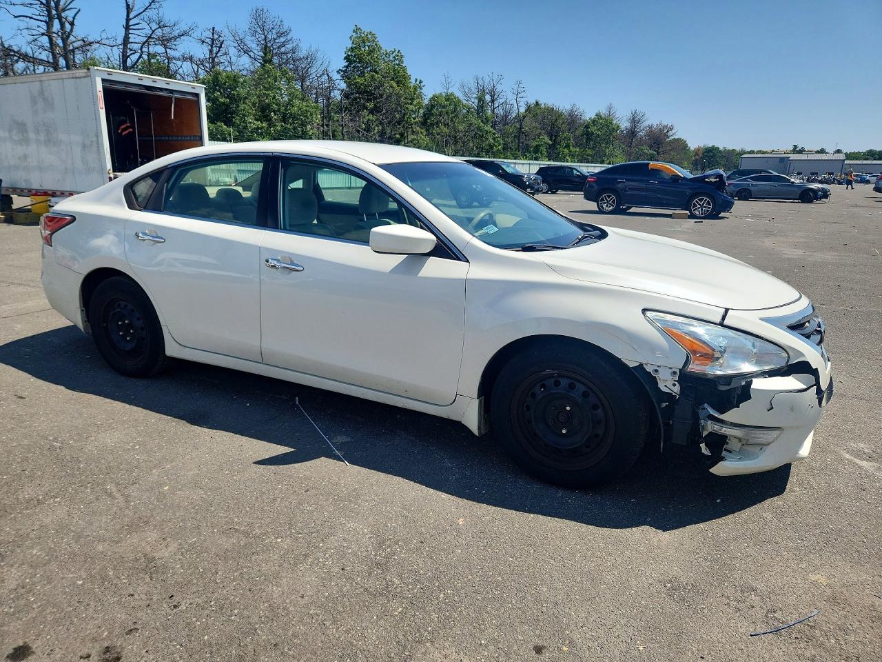 2014 Nissan Altima 2.5 White vin: 1N4AL3AP9EC114423