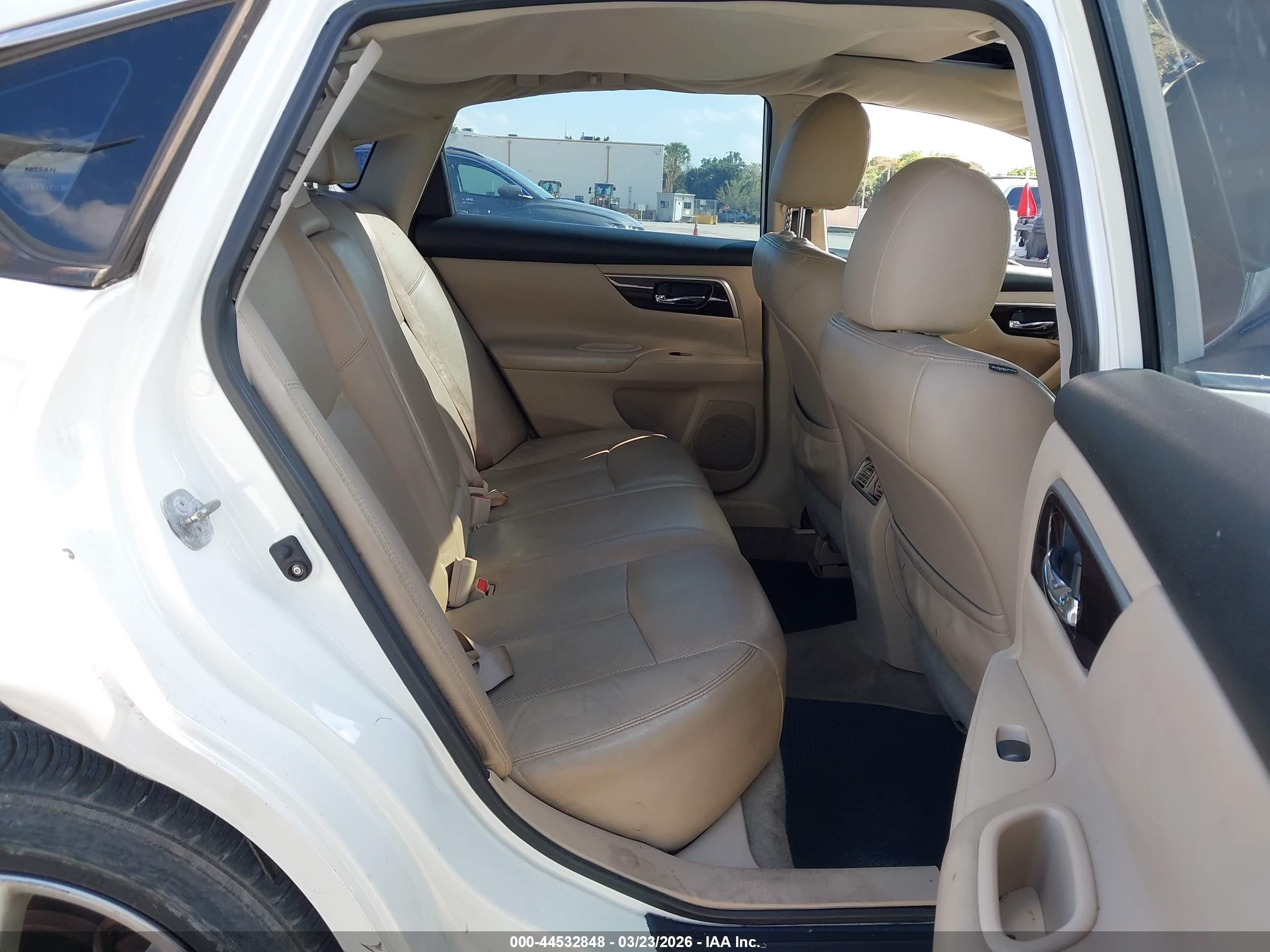 2014 Nissan Altima 2.5 Sl White vin: 1N4AL3AP9EC123705