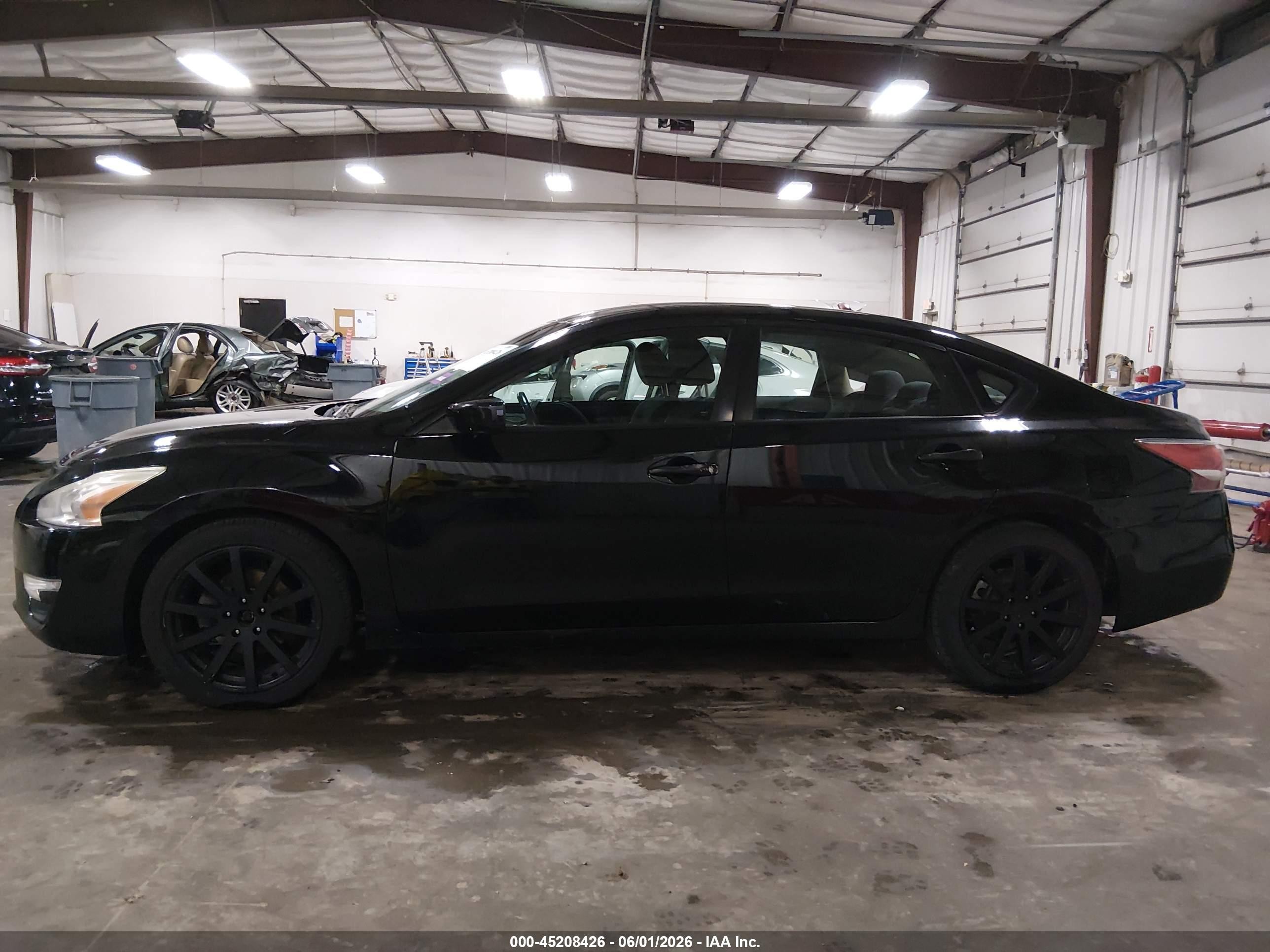 2014 Nissan Altima 2.5 Sv Black vin: 1N4AL3AP9EC147017