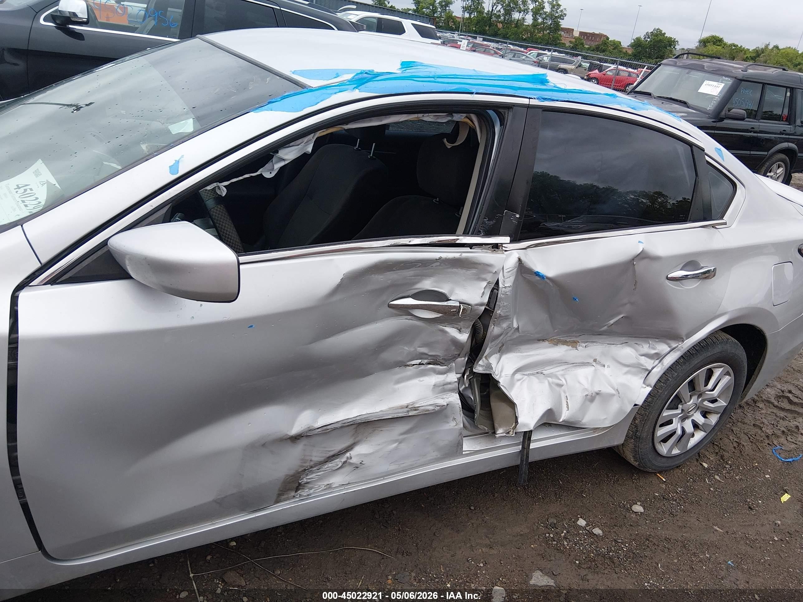 2014 Nissan Altima 2.5 S Серебряный vin: 1N4AL3AP9EC147907