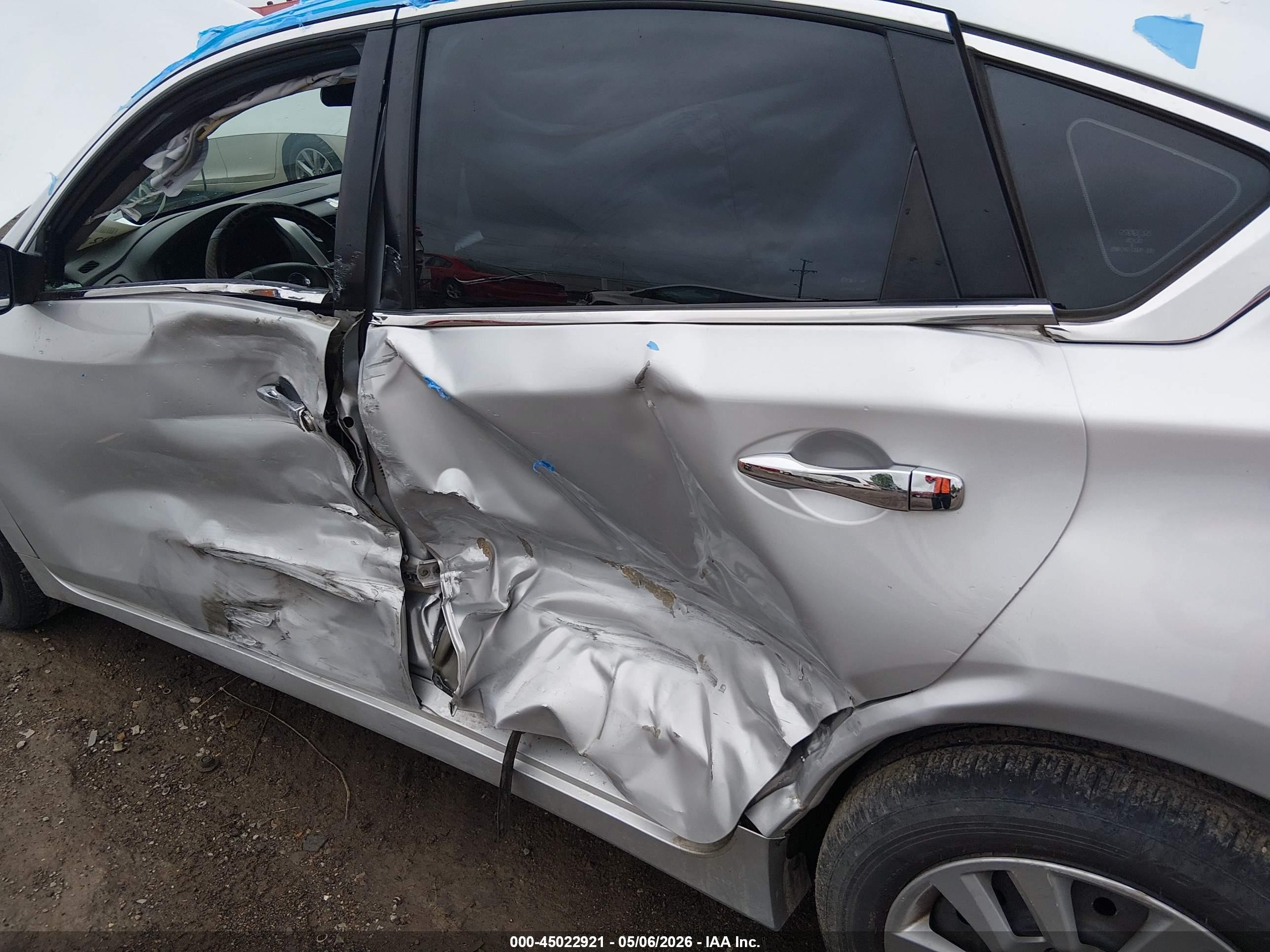 2014 Nissan Altima 2.5 S Серебряный vin: 1N4AL3AP9EC147907