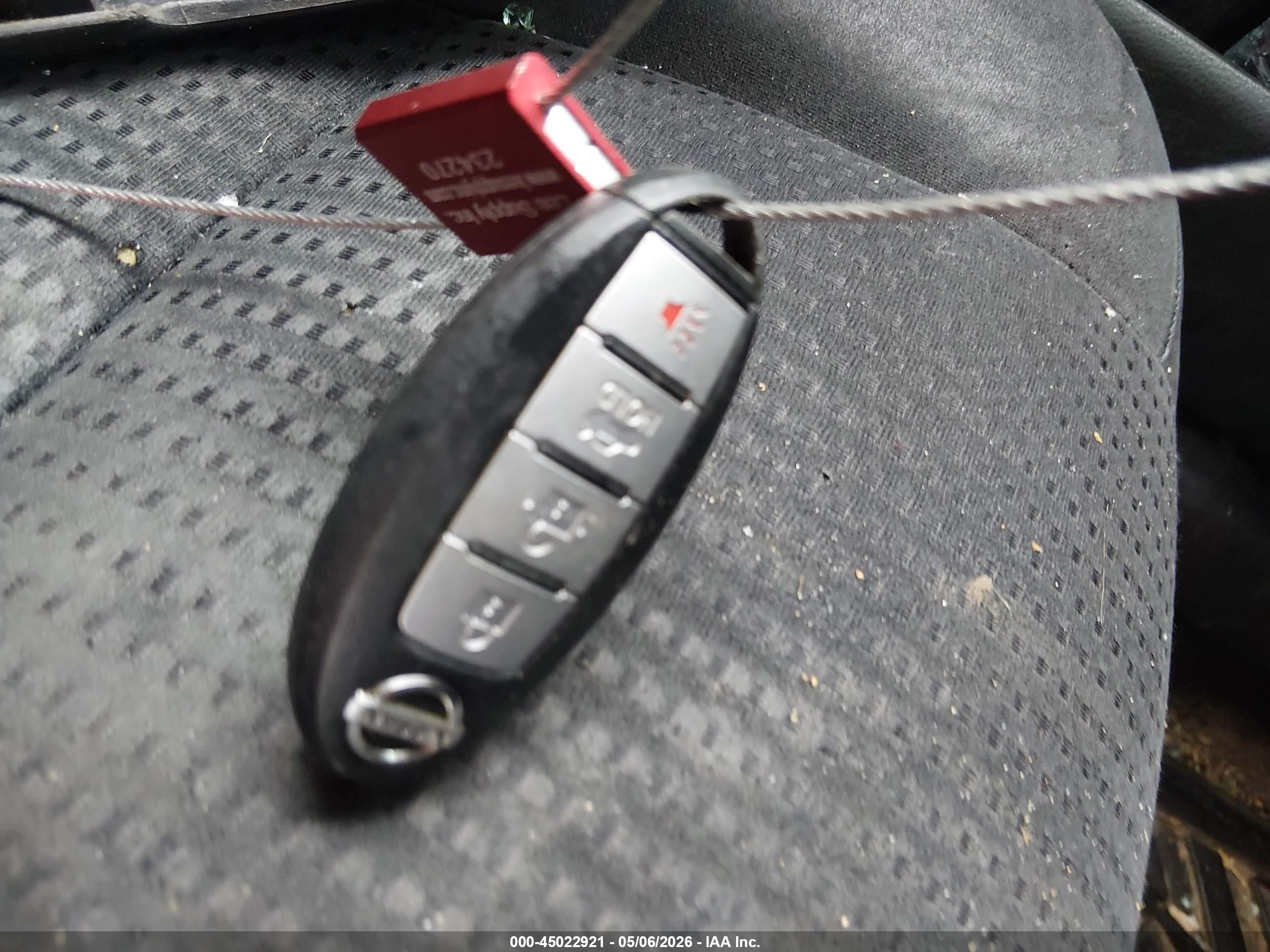 2014 Nissan Altima 2.5 S Серебряный vin: 1N4AL3AP9EC147907