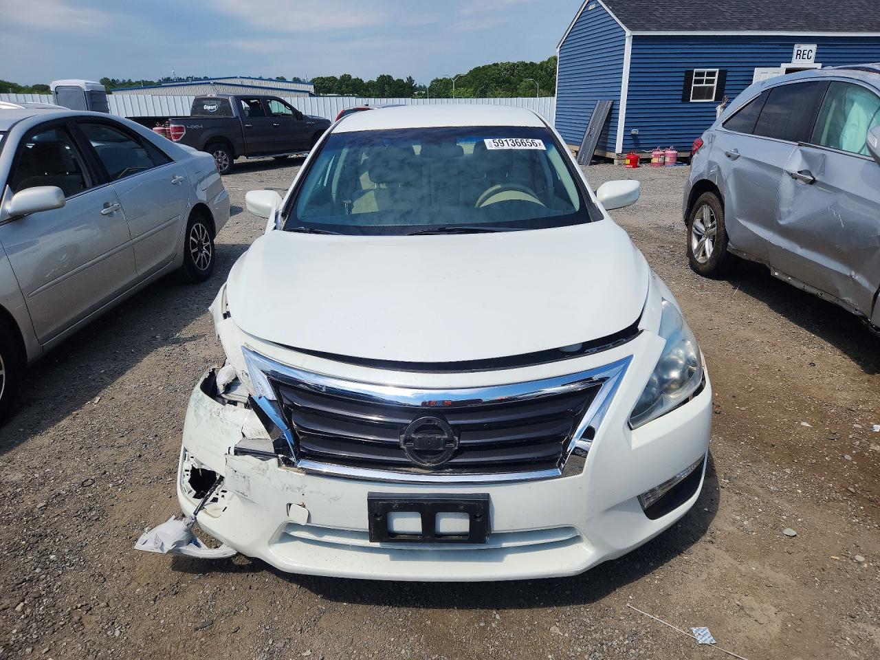 2014 Nissan Altima 2.5 S White vin: 1N4AL3AP9EC150368