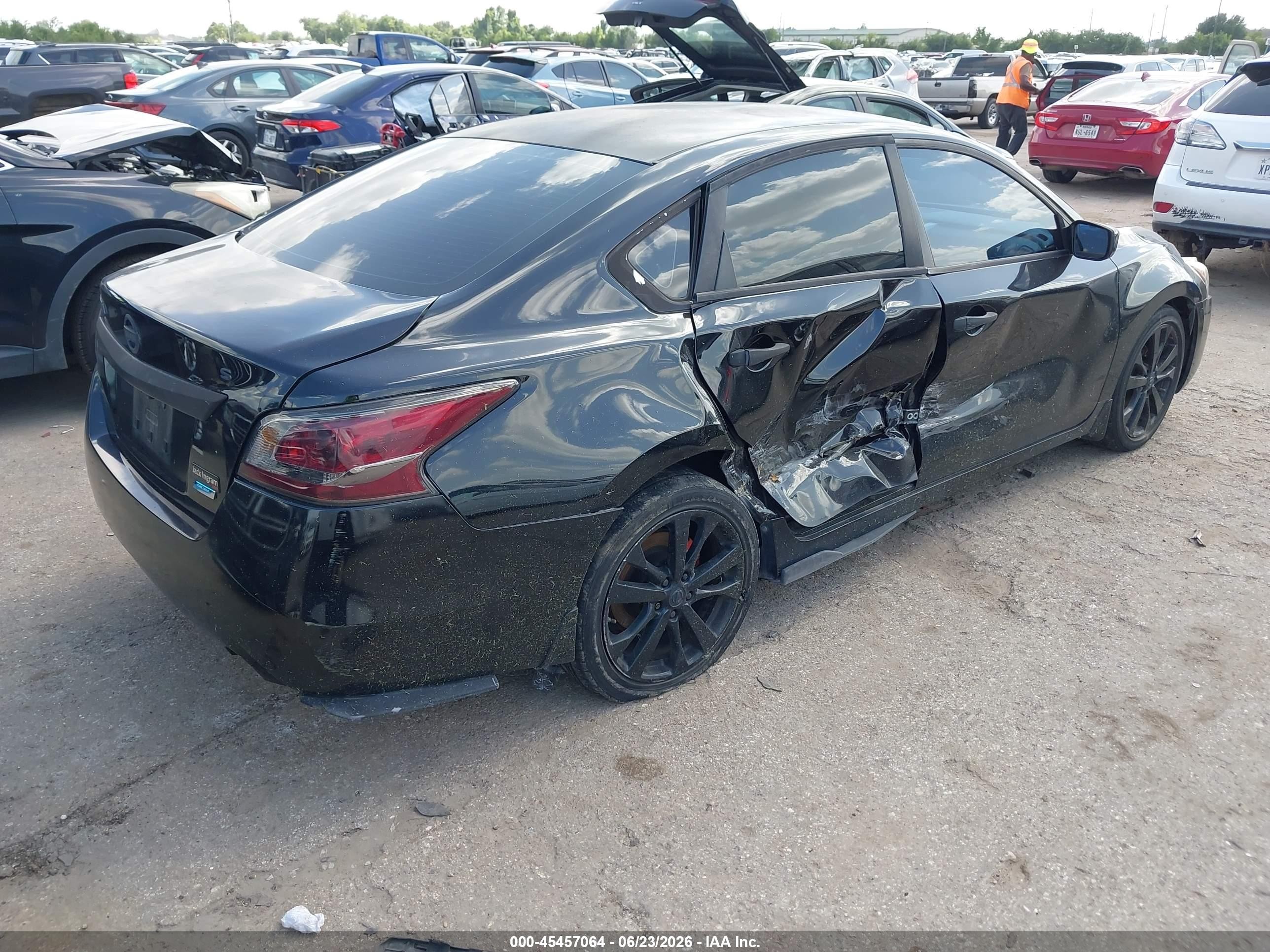 2014 Nissan Altima 2.5 S Black vin: 1N4AL3AP9EC152735