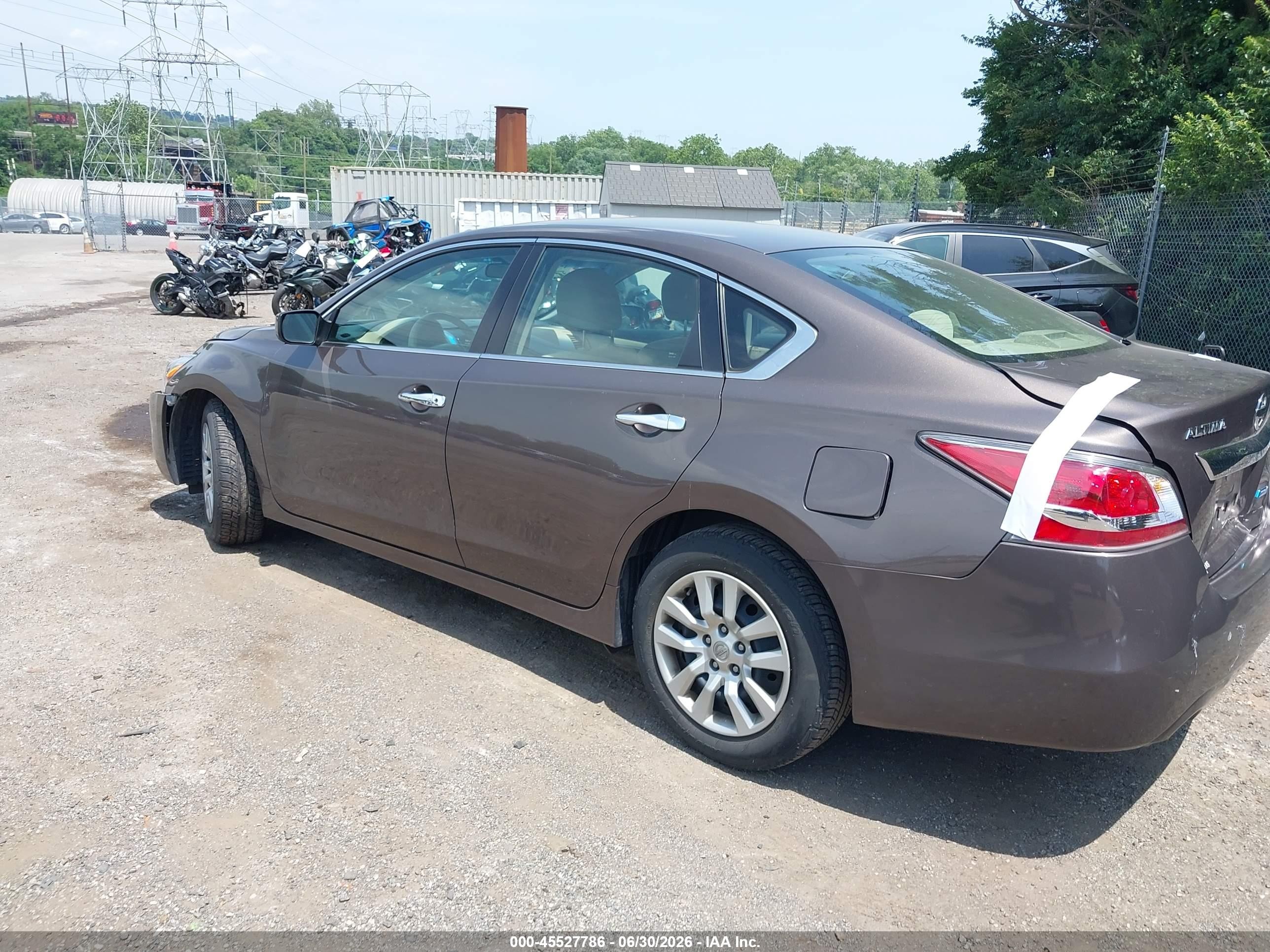 2014 Nissan Altima 2.5 S Brown vin: 1N4AL3AP9EC153951
