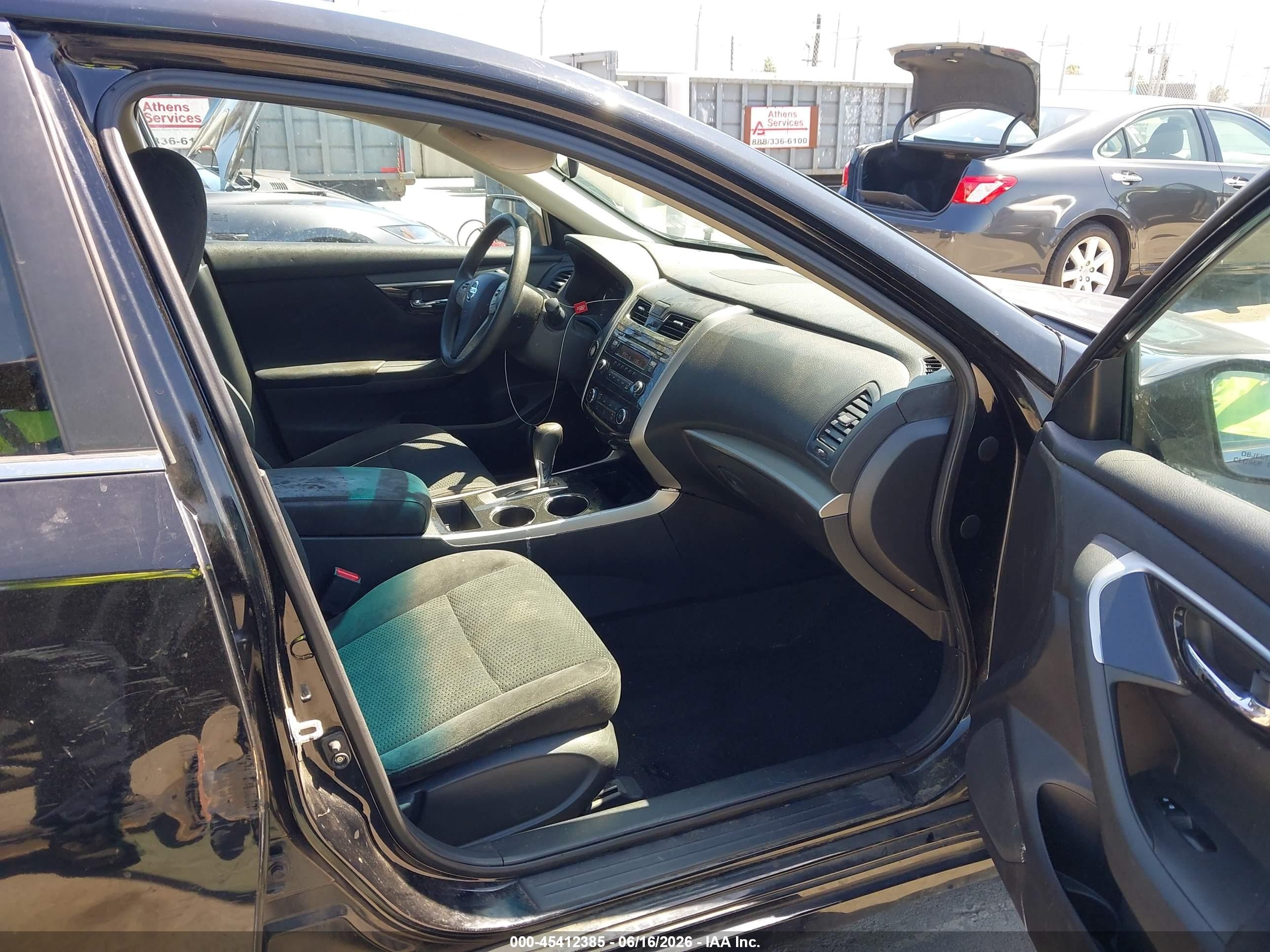 2014 Nissan Altima 2.5 S Black vin: 1N4AL3AP9EC157711