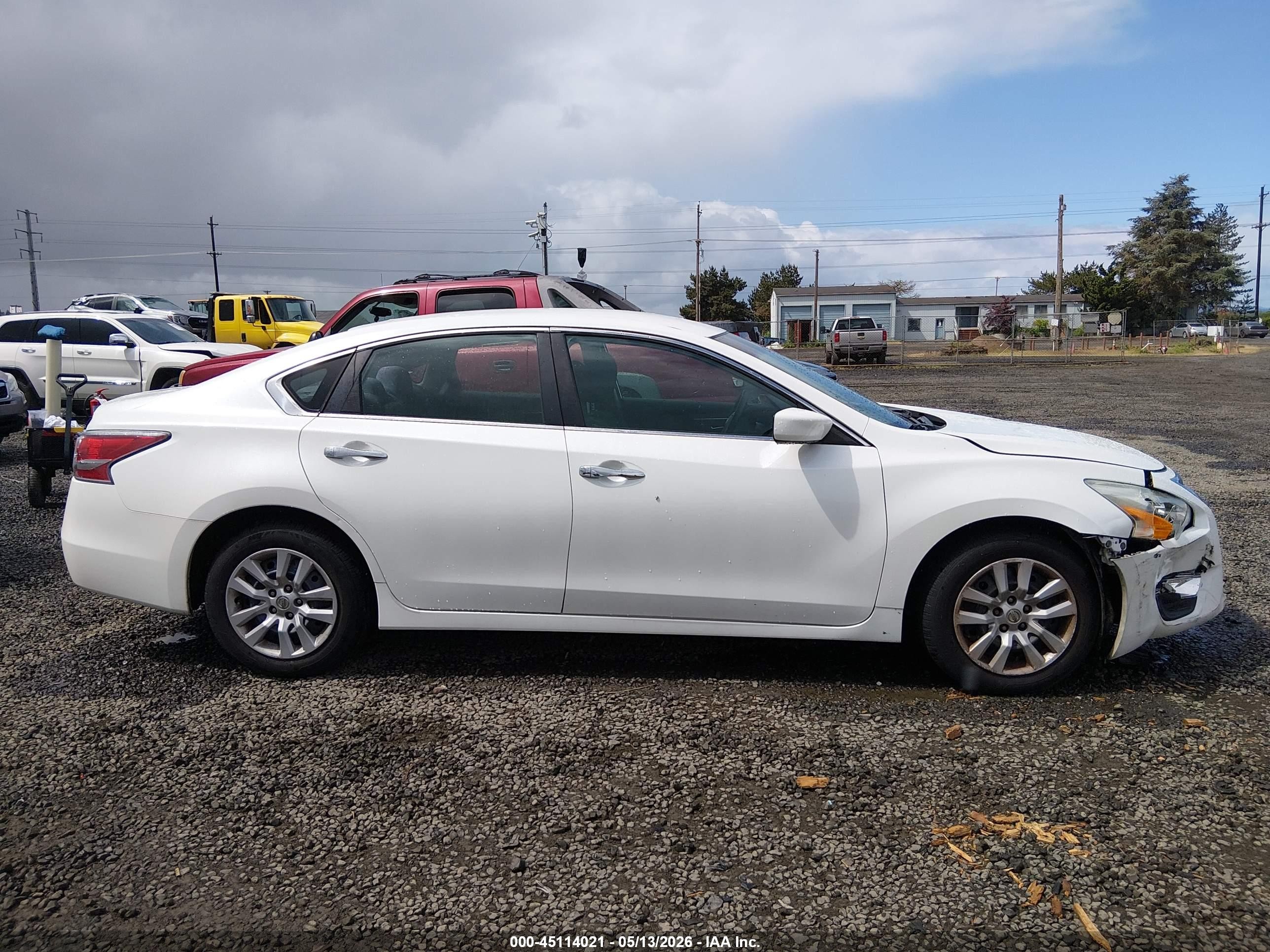2014 Nissan Altima 2.5/2.5 S/2.5 Sl/2.5 Sv White vin: 1N4AL3AP9EC166358