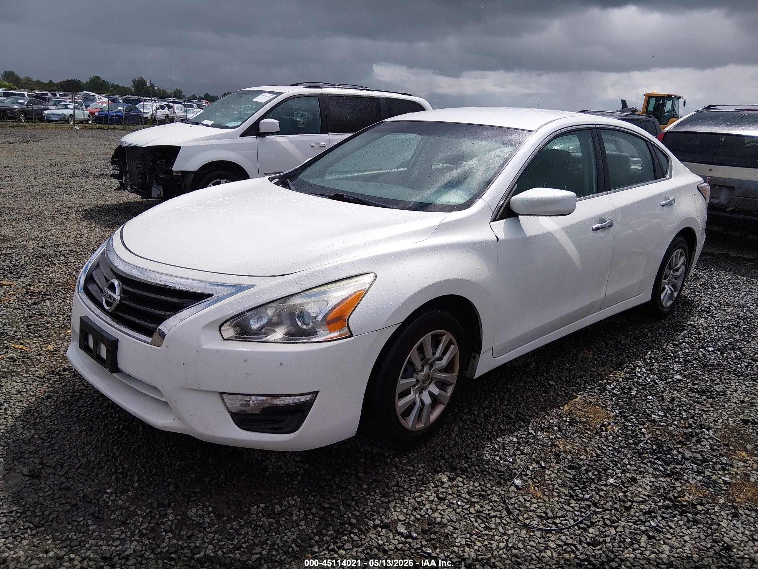 2014 Nissan Altima 2.5/2.5 S/2.5 Sl/2.5 Sv White vin: 1N4AL3AP9EC166358