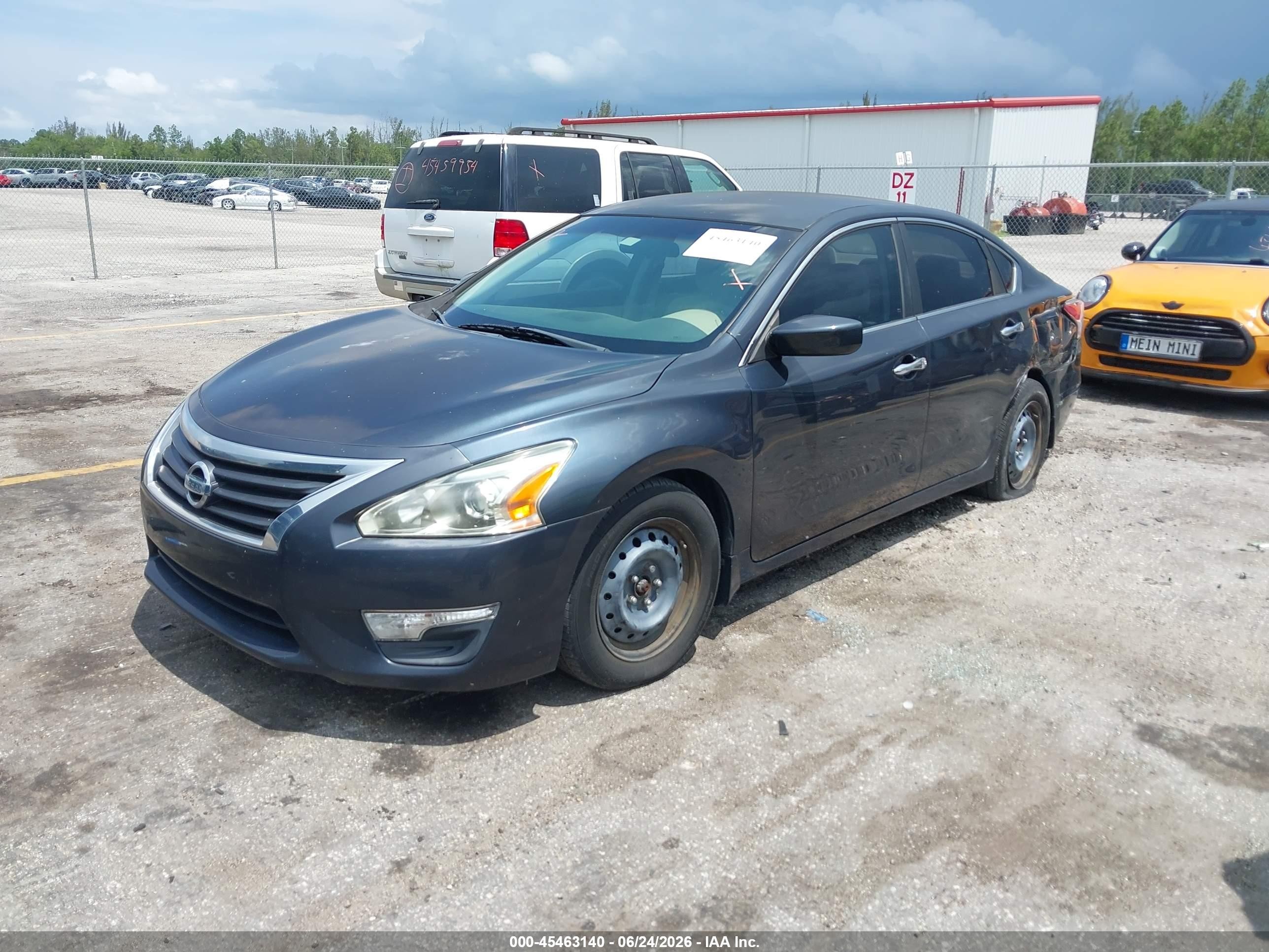 2014 Nissan Altima 2.5 S Gray vin: 1N4AL3AP9EC177795