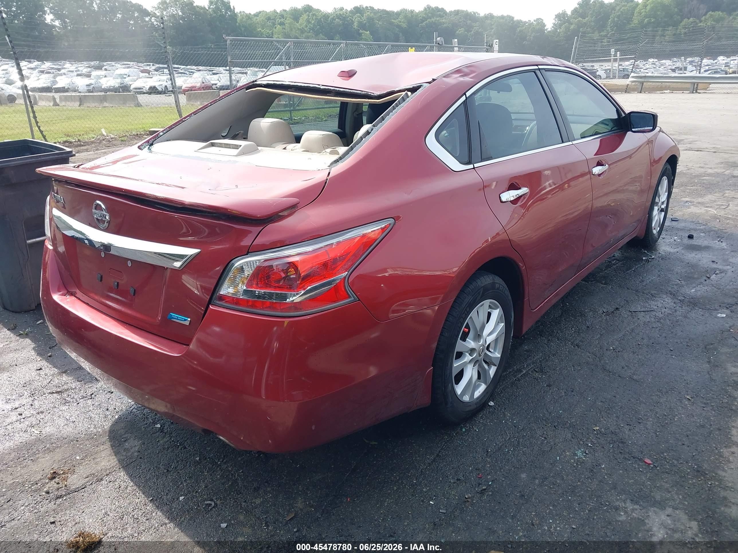 2014 Nissan Altima 2.5 S Красный vin: 1N4AL3AP9EC177943