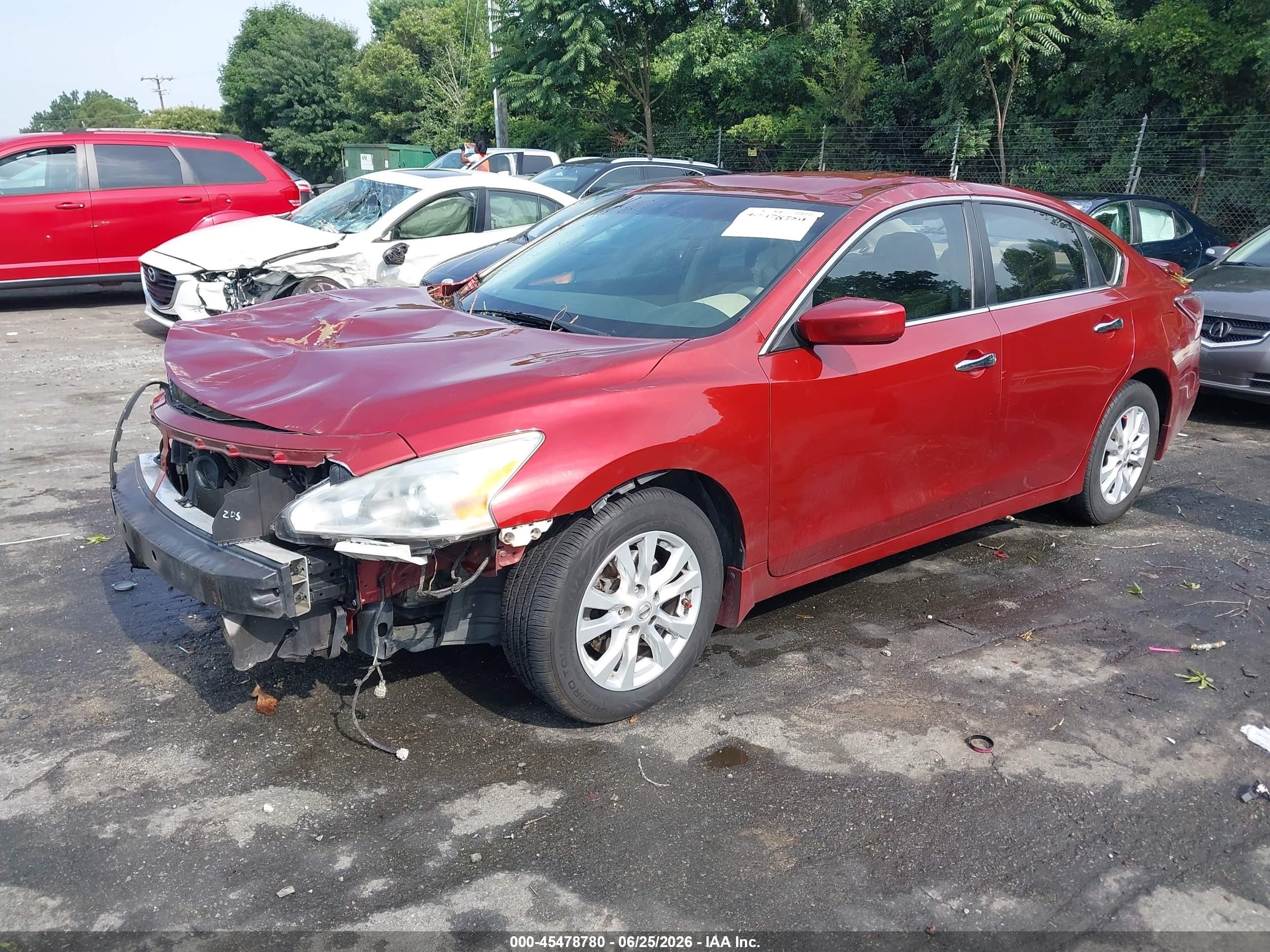 2014 Nissan Altima 2.5 S Красный vin: 1N4AL3AP9EC177943