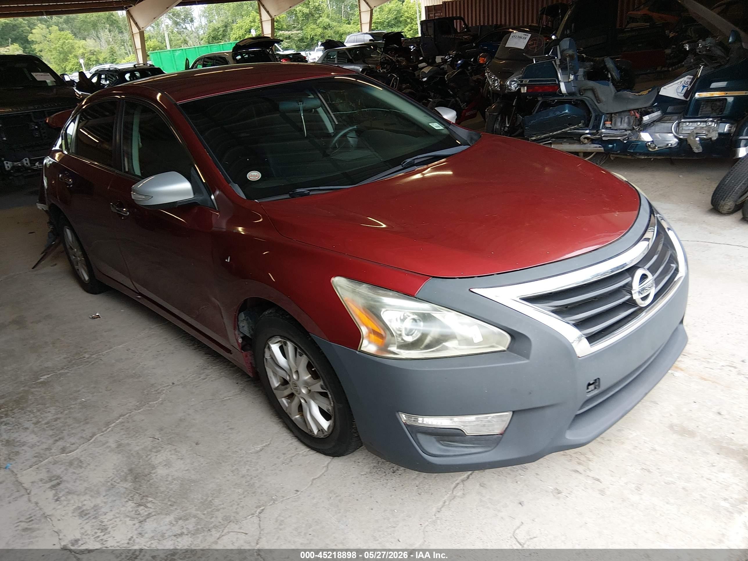 2014 Nissan Altima 2.5 S Burgundy vin: 1N4AL3AP9EC192667