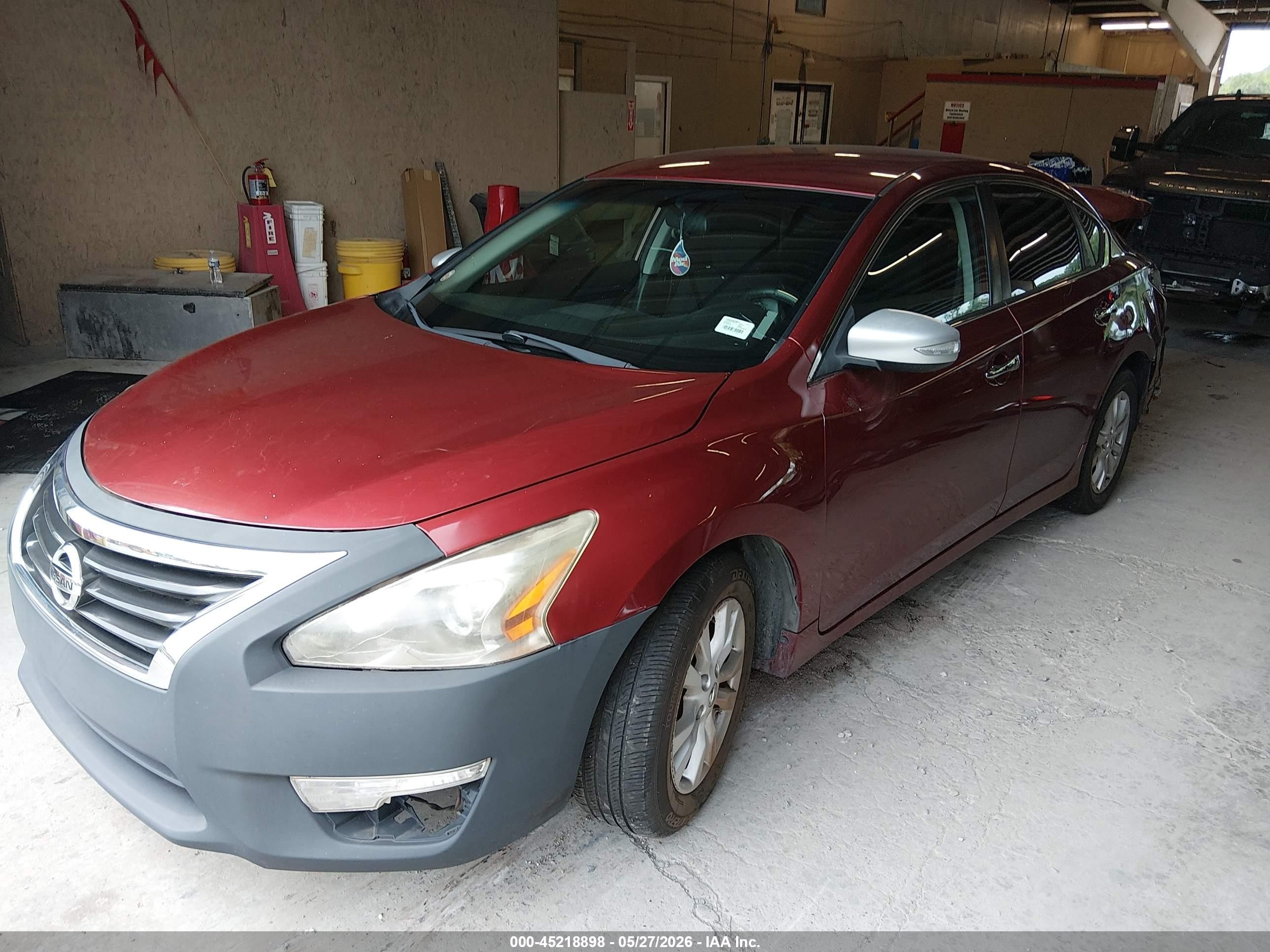 2014 Nissan Altima 2.5 S Burgundy vin: 1N4AL3AP9EC192667
