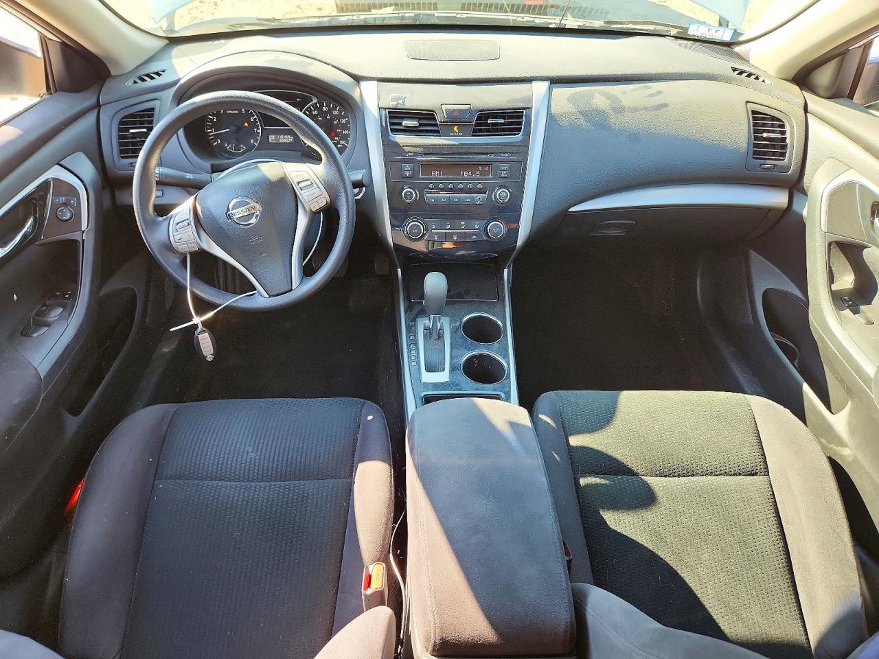 2014 Nissan Altima 2.5 S White vin: 1N4AL3AP9EC202128