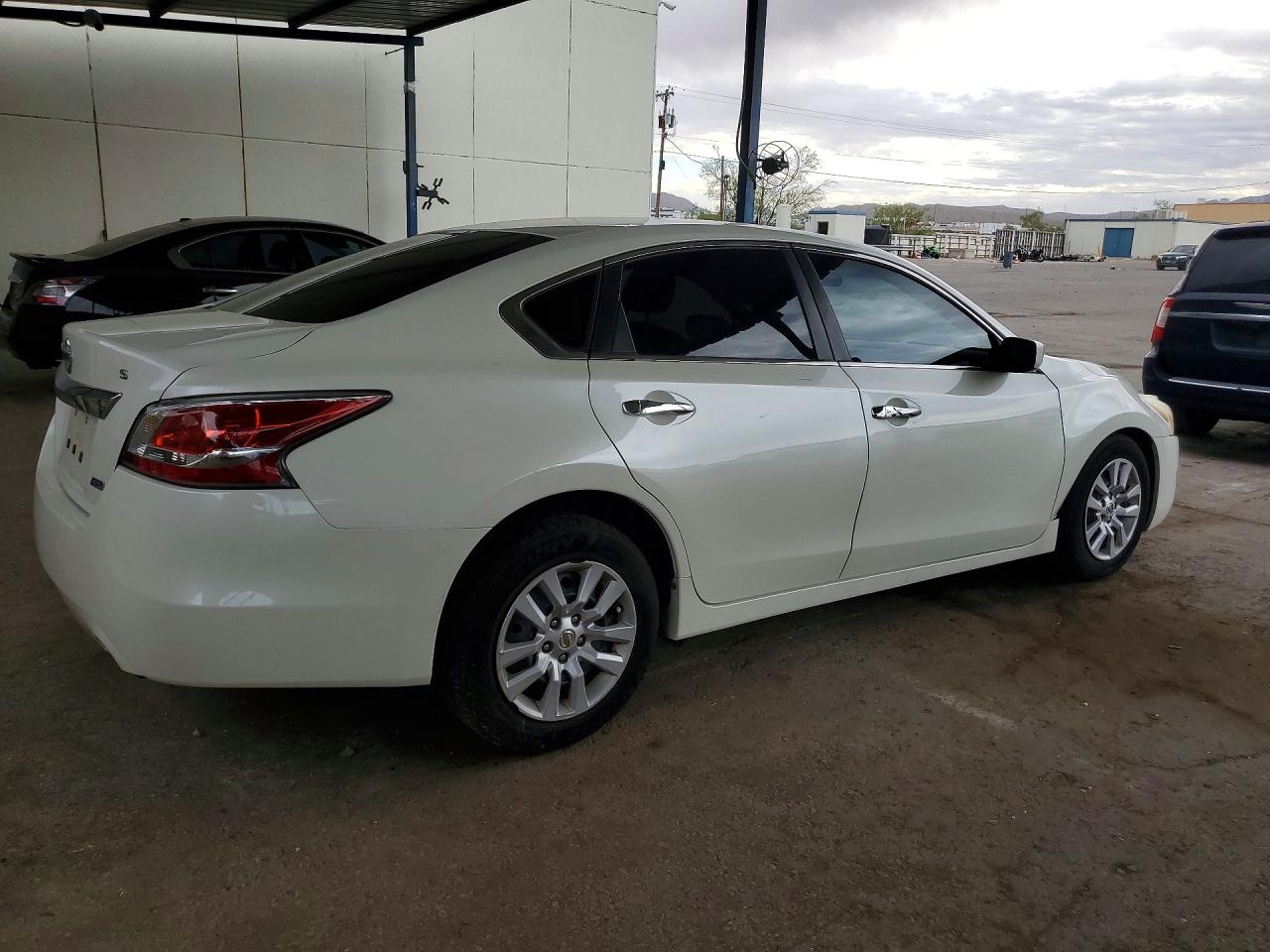2014 Nissan Altima 2.5 White vin: 1N4AL3AP9EC262572
