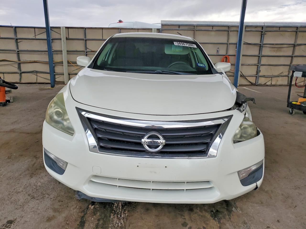 2014 Nissan Altima 2.5 White vin: 1N4AL3AP9EC262572