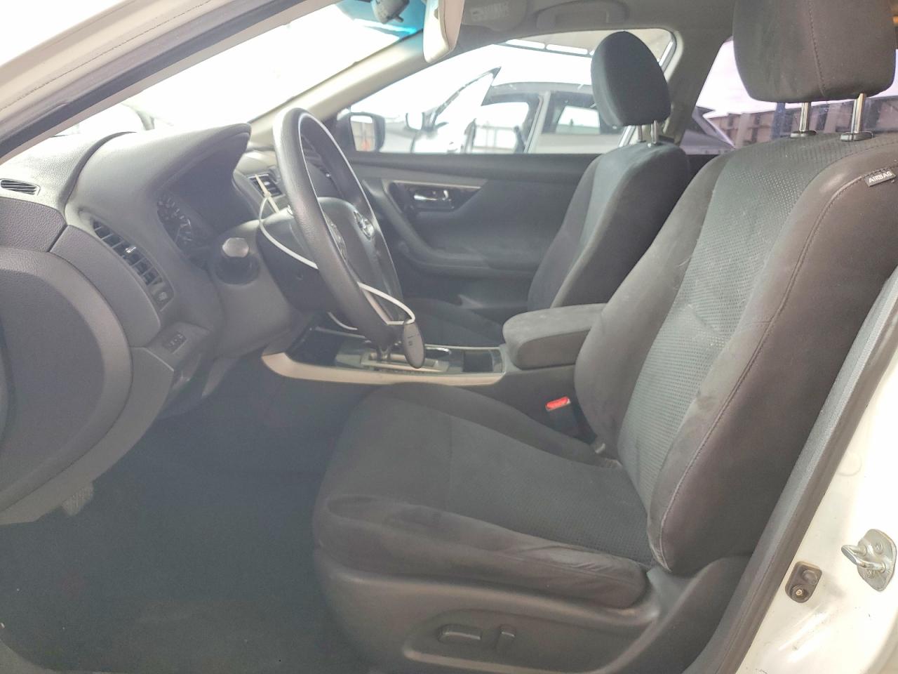 2014 Nissan Altima 2.5 White vin: 1N4AL3AP9EC262572