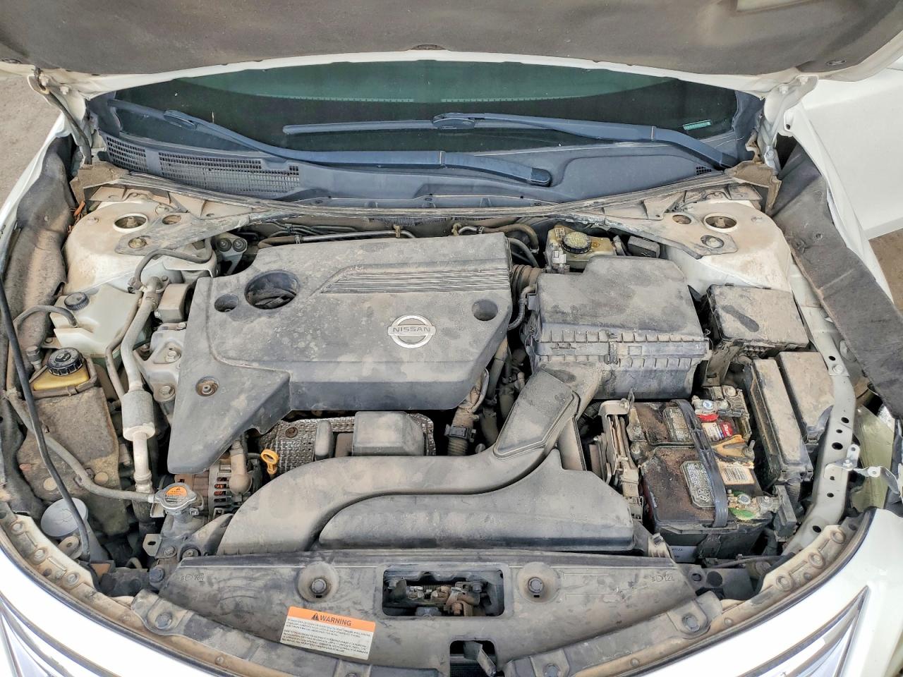 2014 Nissan Altima 2.5 White vin: 1N4AL3AP9EC262572