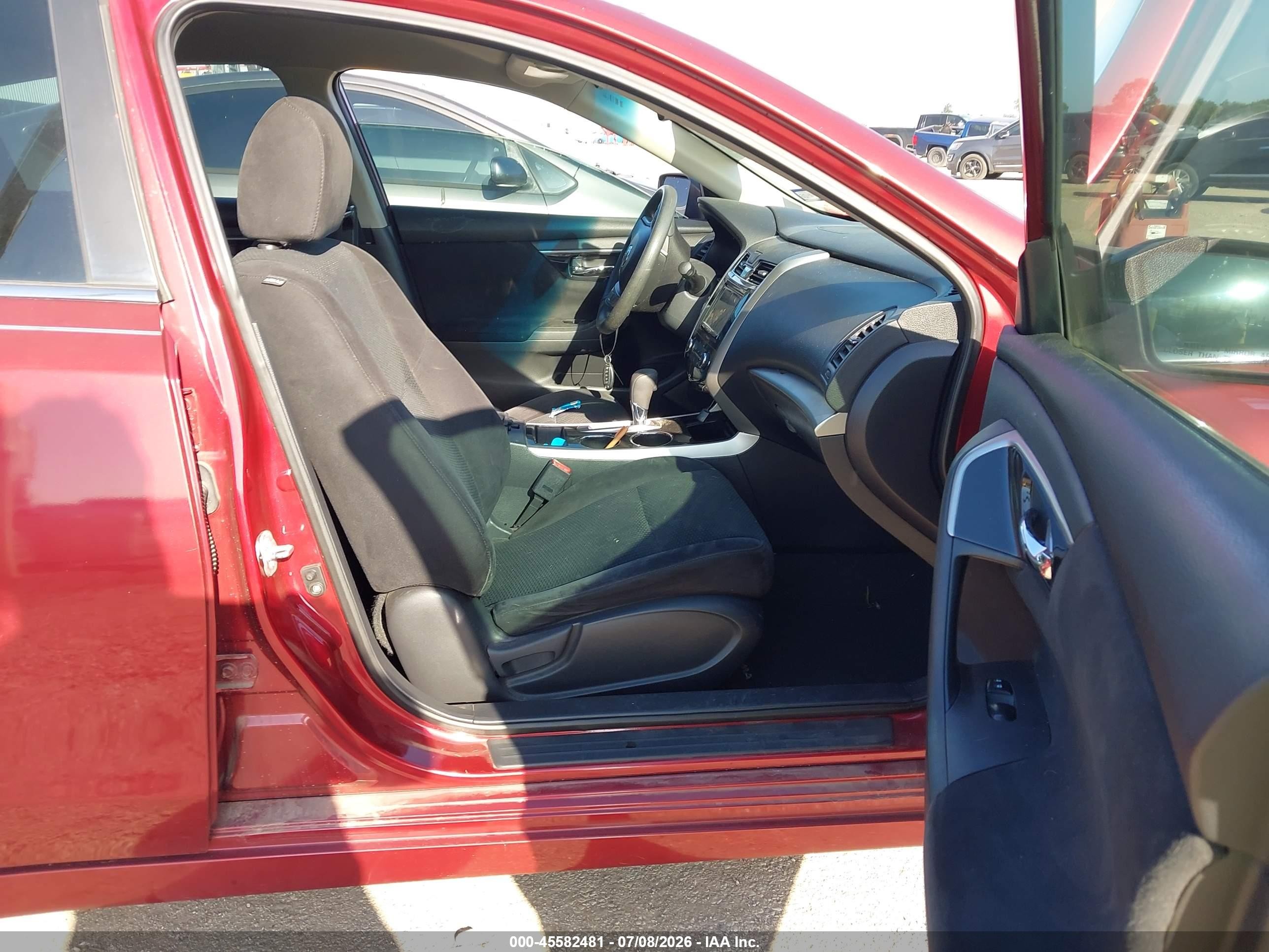 2014 Nissan Altima 2.5 S Red vin: 1N4AL3AP9EC268873
