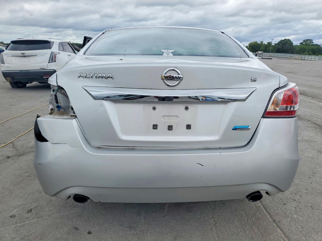 2014 Nissan Altima 2.5 Silver vin: 1N4AL3AP9EC270185