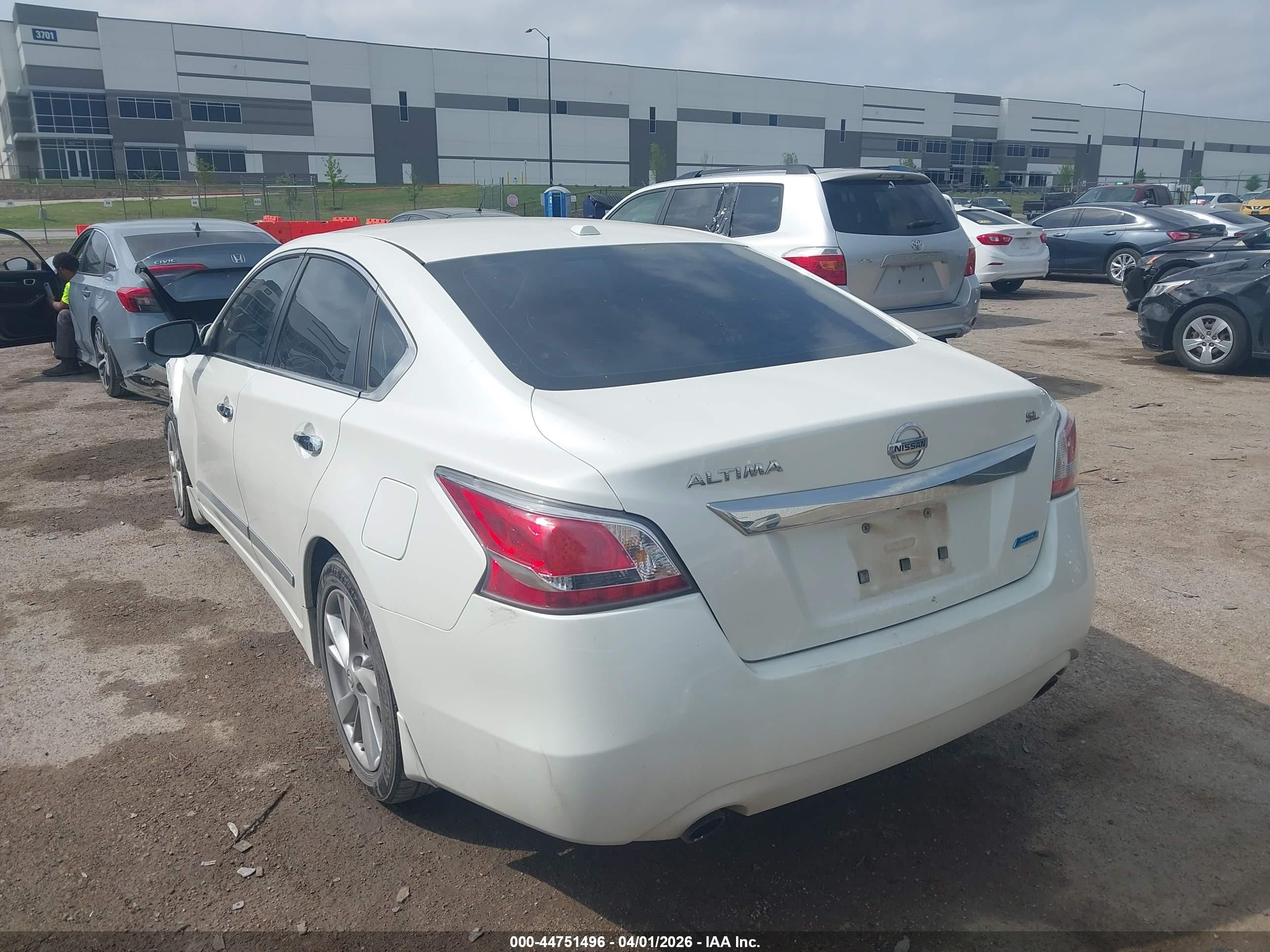 2014 Nissan Altima 2.5 Sl White vin: 1N4AL3AP9EC286211