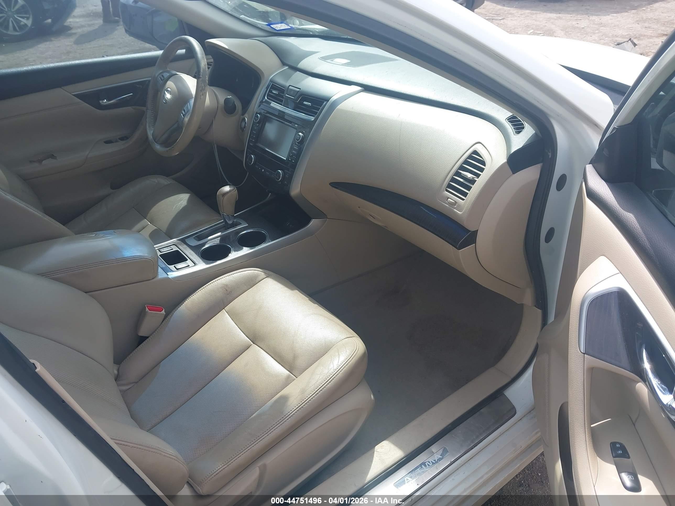 2014 Nissan Altima 2.5 Sl White vin: 1N4AL3AP9EC286211