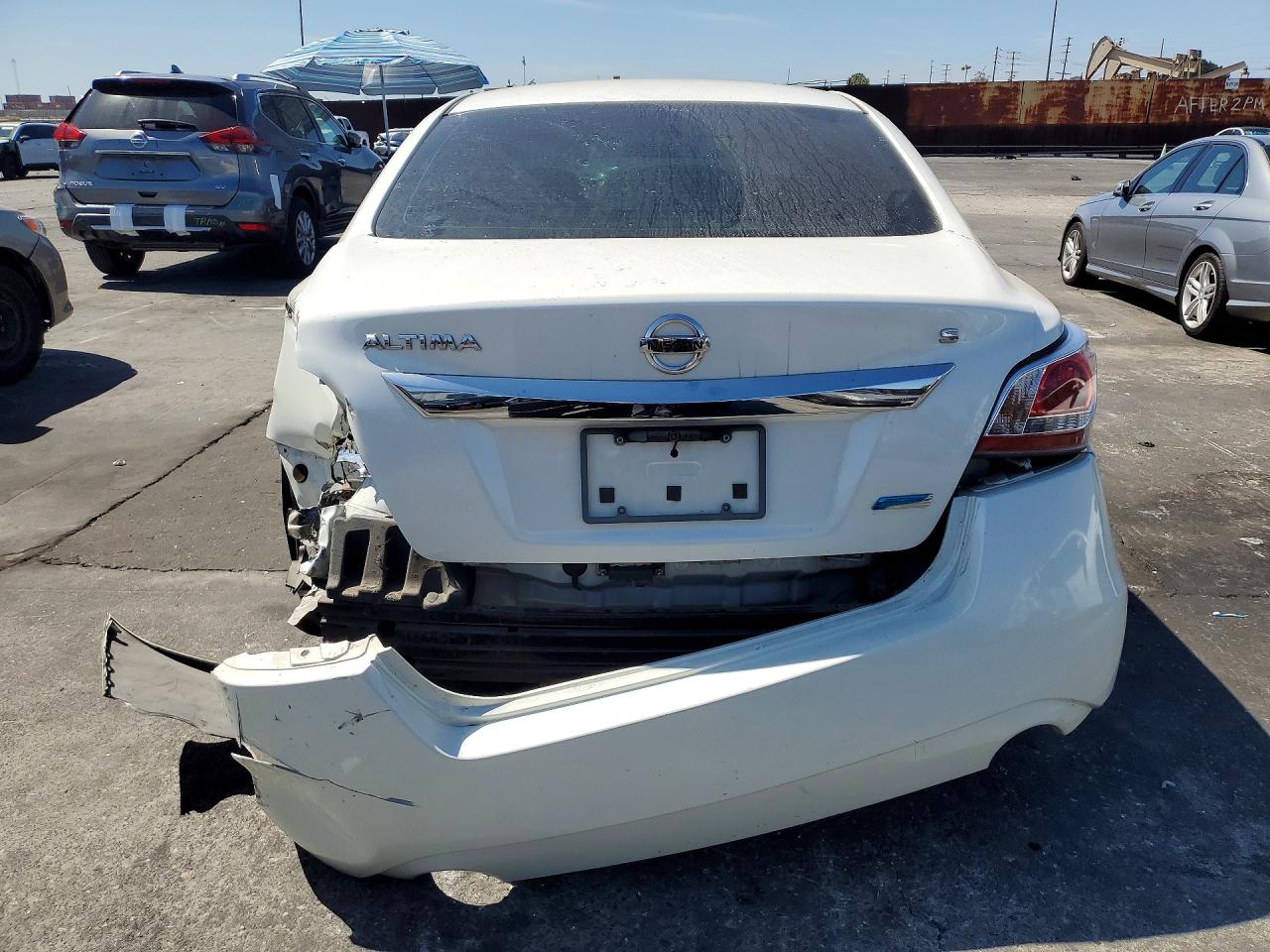 2014 Nissan Altima 2.5 S White vin: 1N4AL3AP9EC316436