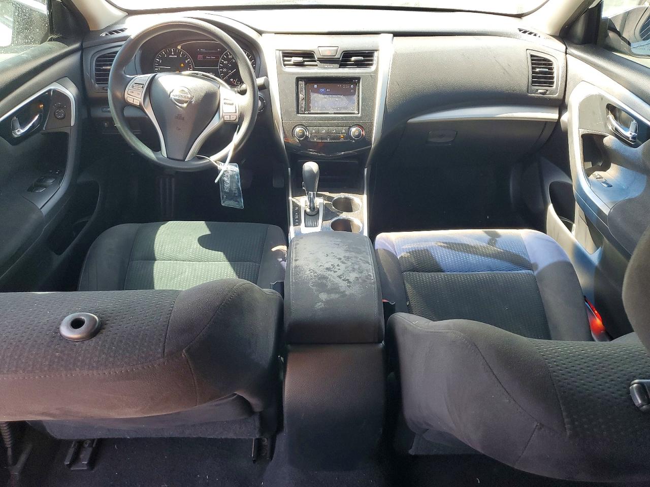 2014 Nissan Altima 2.5 S White vin: 1N4AL3AP9EC316436