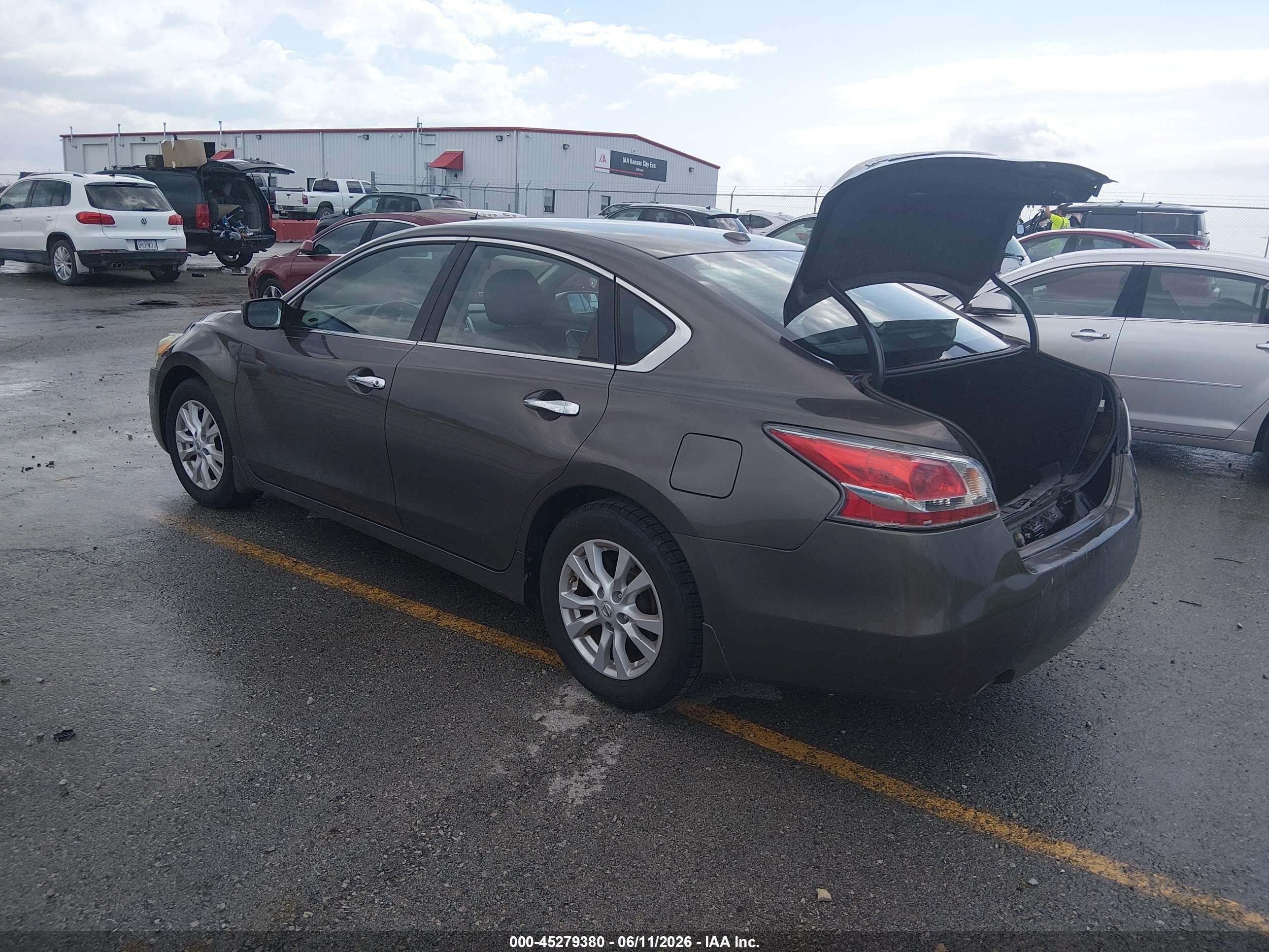 2014 Nissan Altima 2.5 S Brown vin: 1N4AL3AP9EC318669