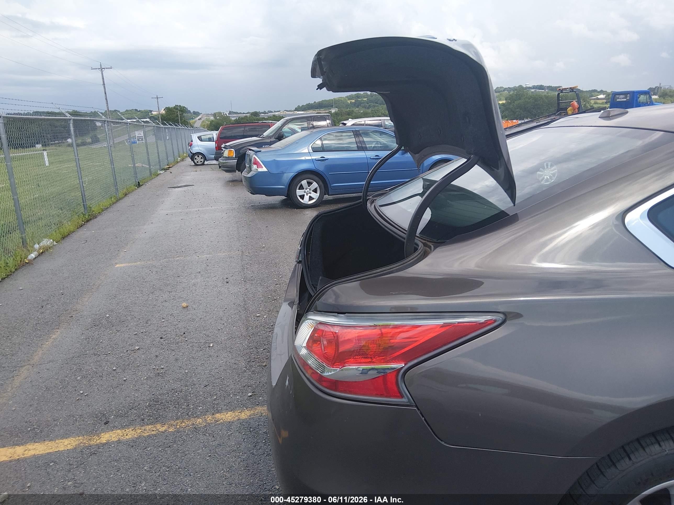 2014 Nissan Altima 2.5 S Brown vin: 1N4AL3AP9EC318669