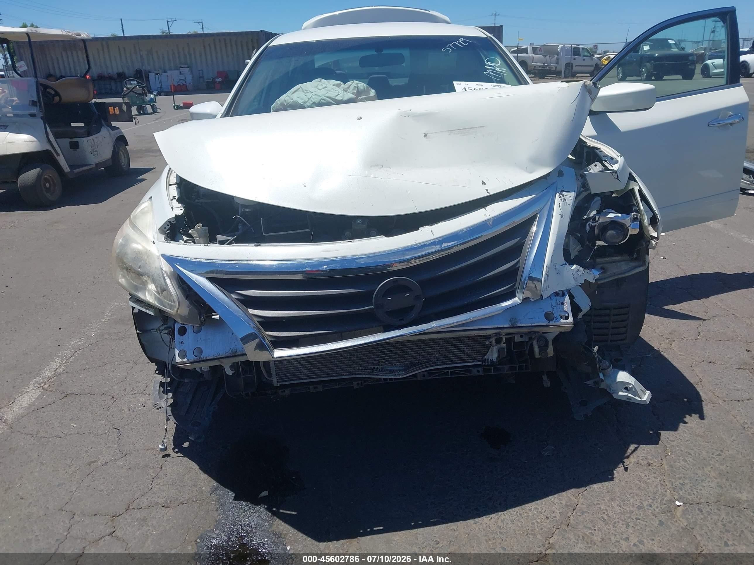 2014 Nissan Altima 2.5 S White vin: 1N4AL3AP9EC319837
