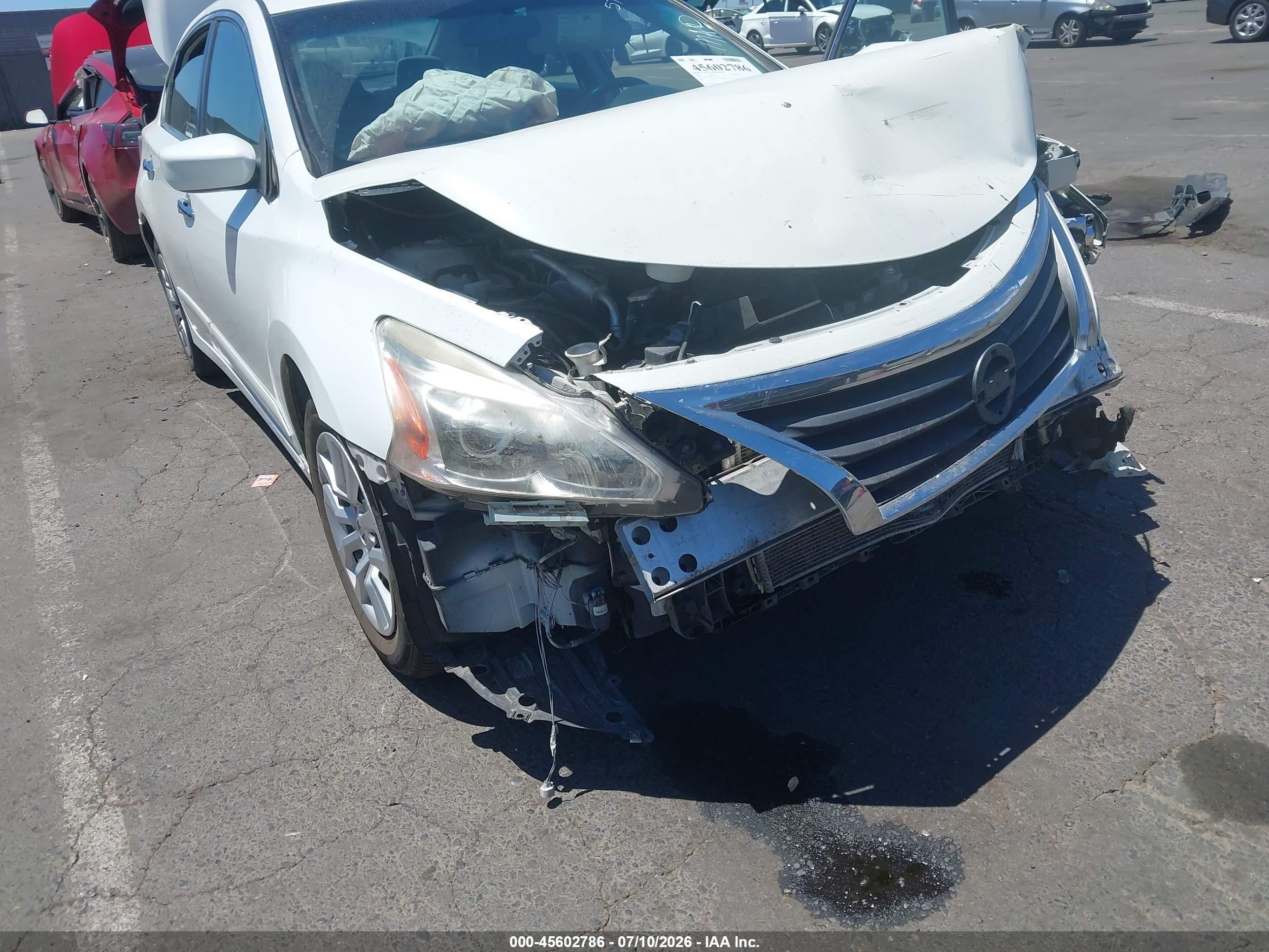 2014 Nissan Altima 2.5 S White vin: 1N4AL3AP9EC319837