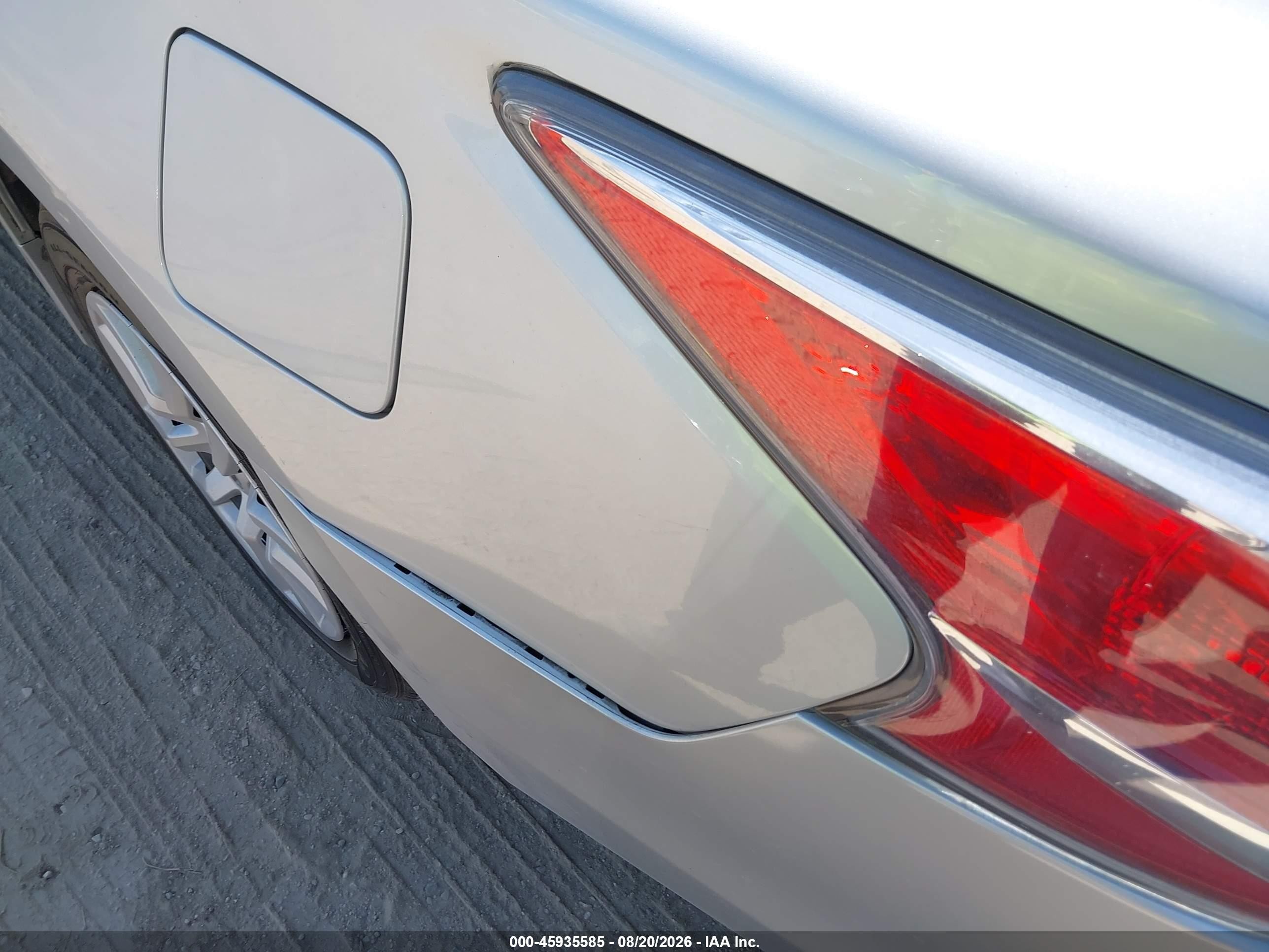 2014 Nissan Altima 2.5 S Silver vin: 1N4AL3AP9EC327629