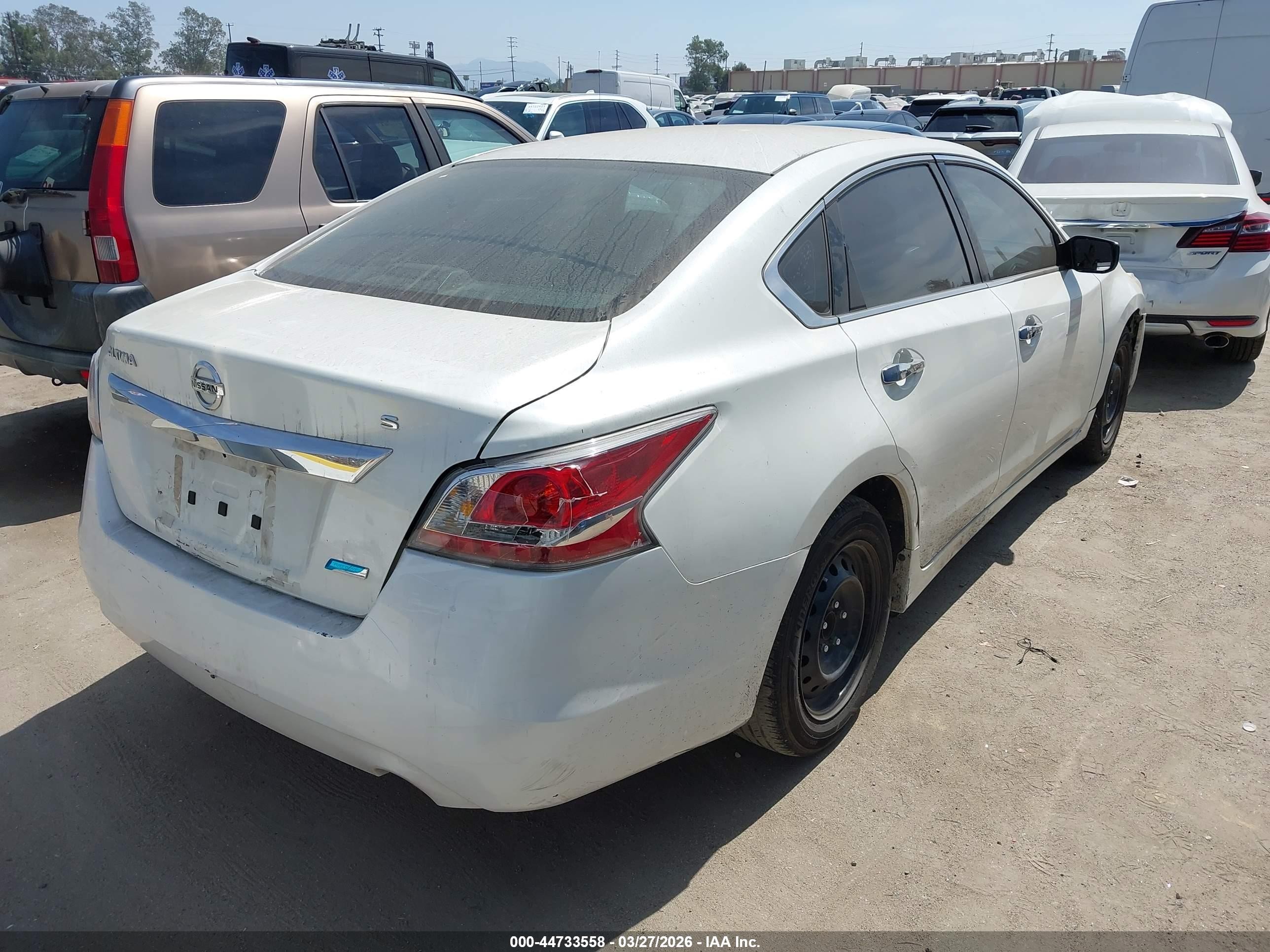2014 Nissan Altima 2.5/2.5 S/2.5 Sl/2.5 Sv White vin: 1N4AL3AP9EC402040