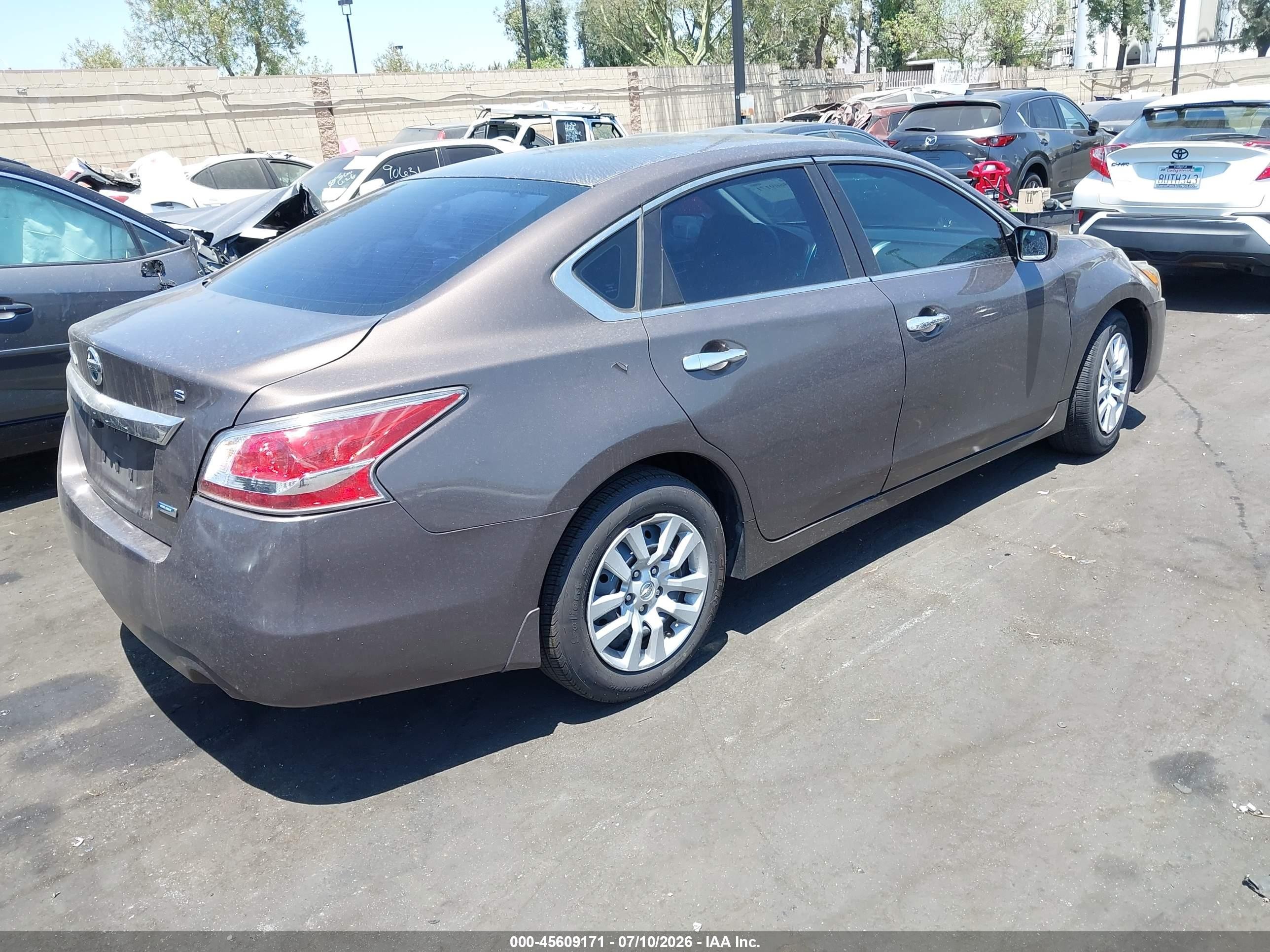 2014 Nissan Altima 2.5 S Brown vin: 1N4AL3AP9EN205115