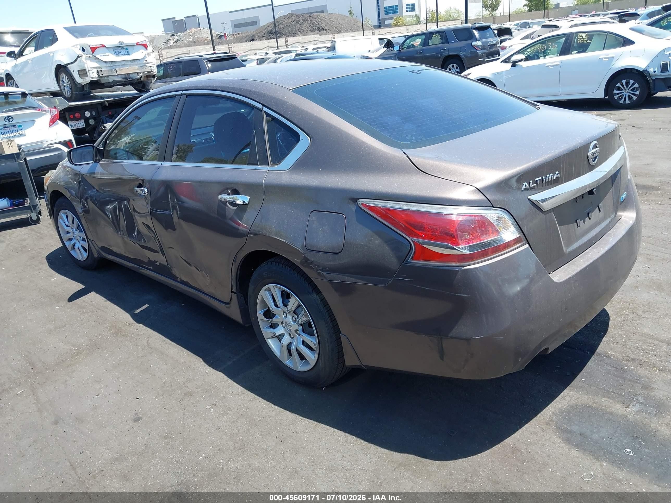 2014 Nissan Altima 2.5 S Brown vin: 1N4AL3AP9EN205115