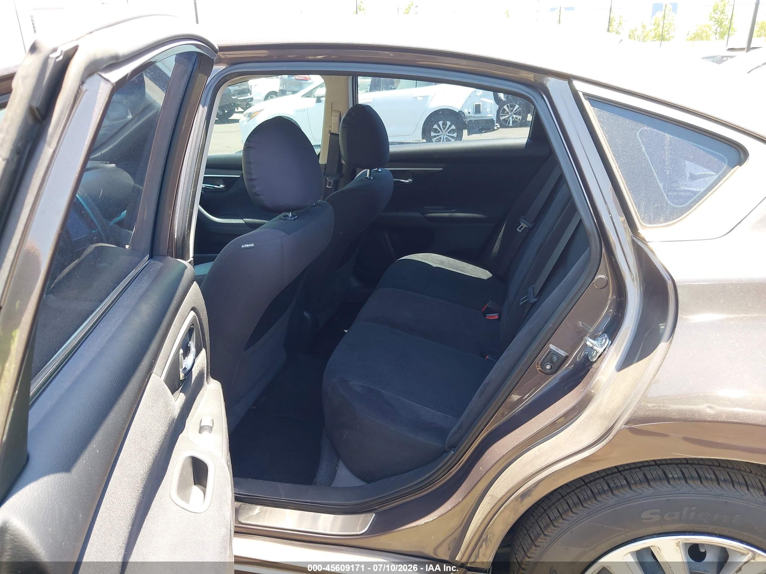 2014 Nissan Altima 2.5 S Brown vin: 1N4AL3AP9EN205115